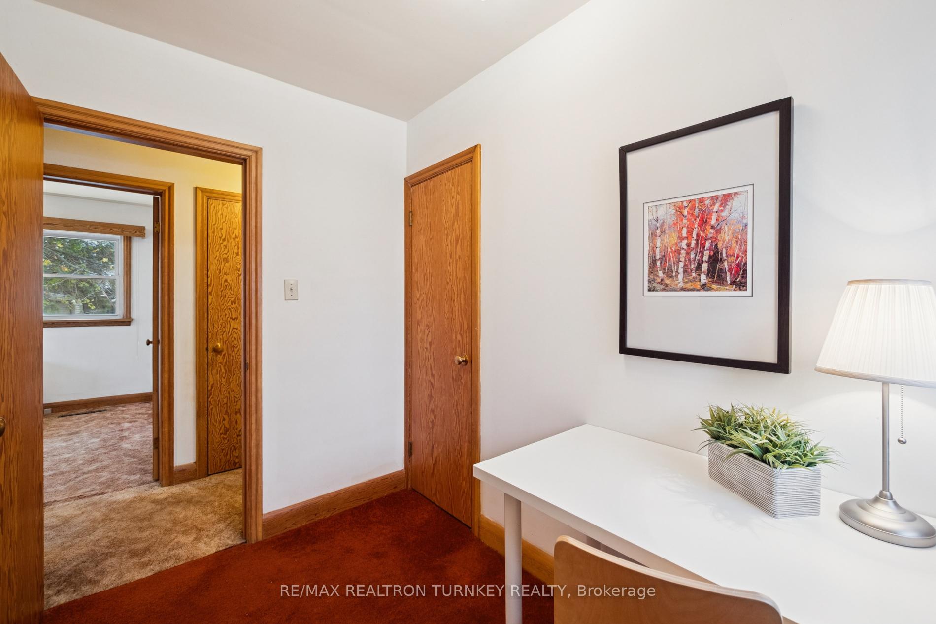 Photo 26 of 736 Grace Street, Newmarket, Gorham-College Manor — HOMEH