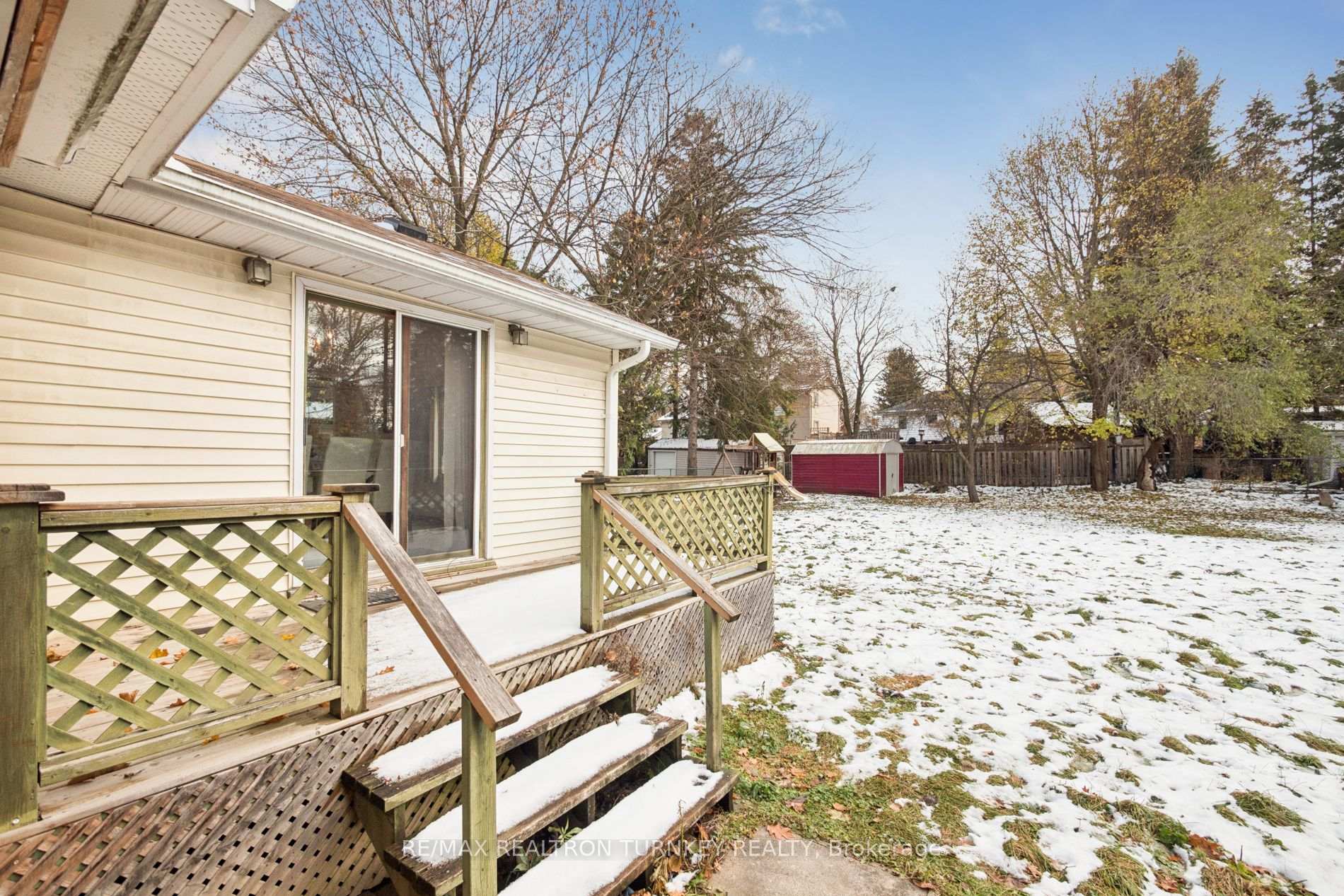 Photo 39 of 736 Grace Street, Newmarket, Gorham-College Manor — HOMEH
