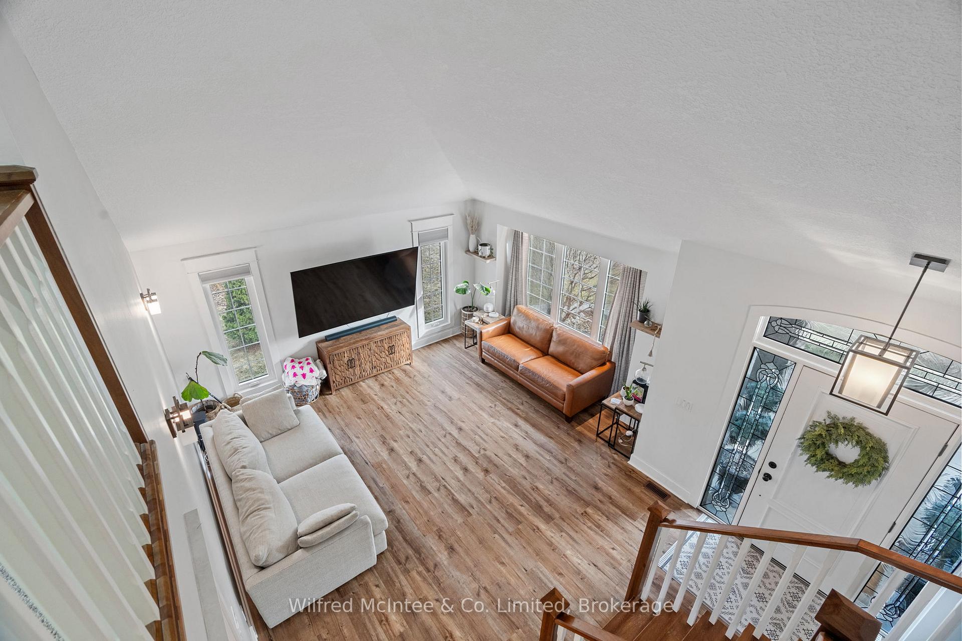 Photo 8 of 218 Wellington Street, North Huron, Blyth — HOMEH