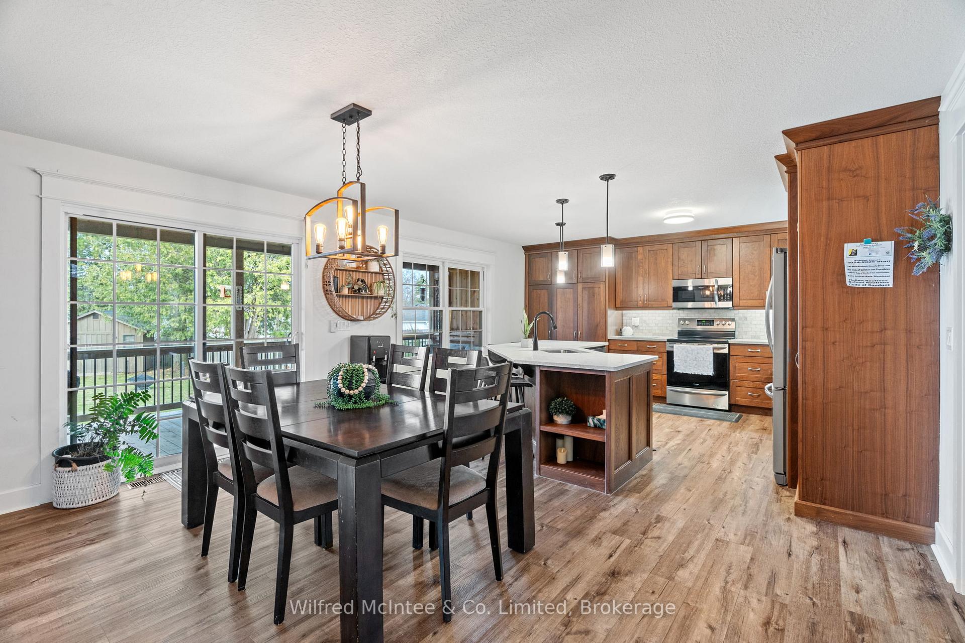 Photo 9 of 218 Wellington Street, North Huron, Blyth — HOMEH