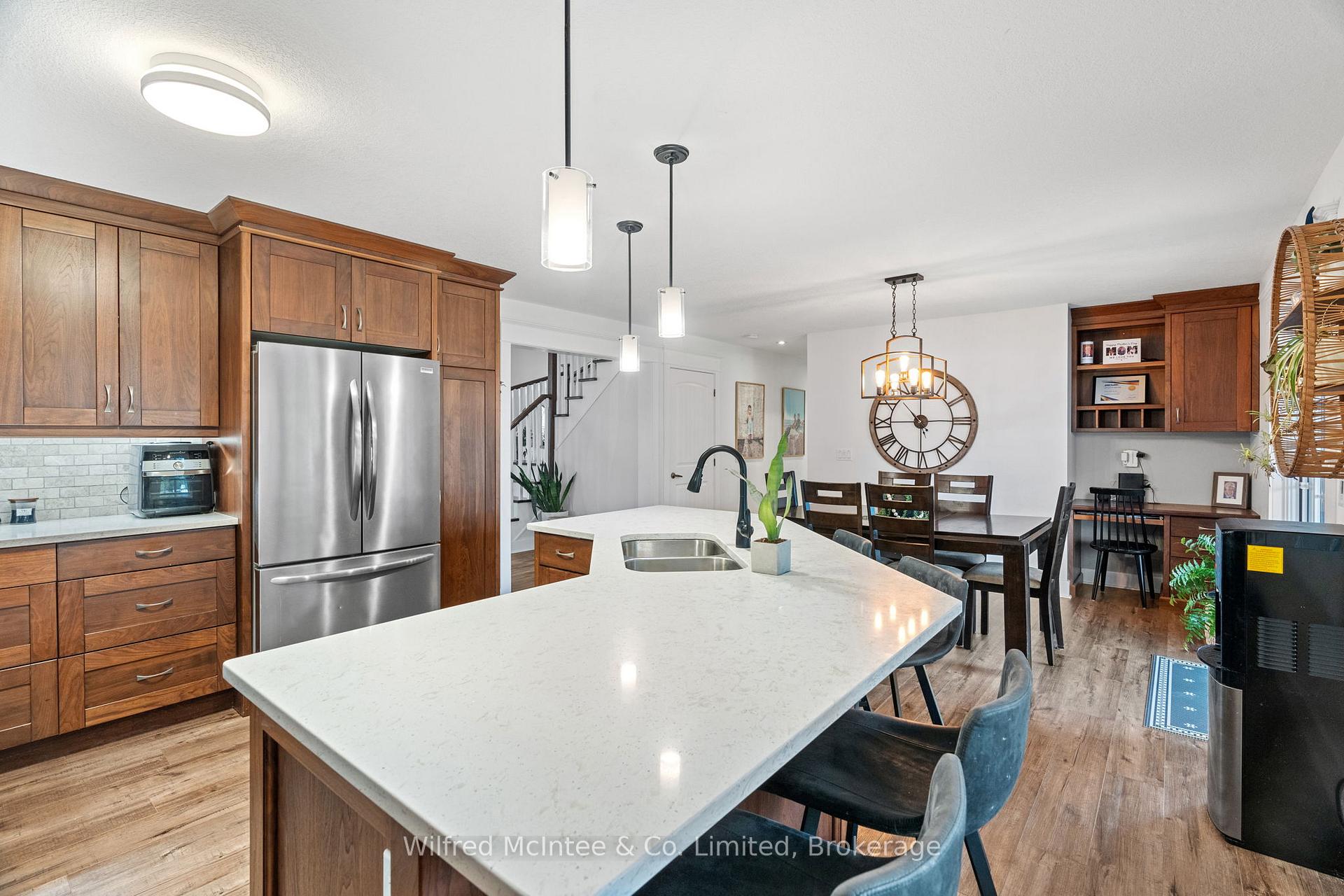 Photo 16 of 218 Wellington Street, North Huron, Blyth — HOMEH