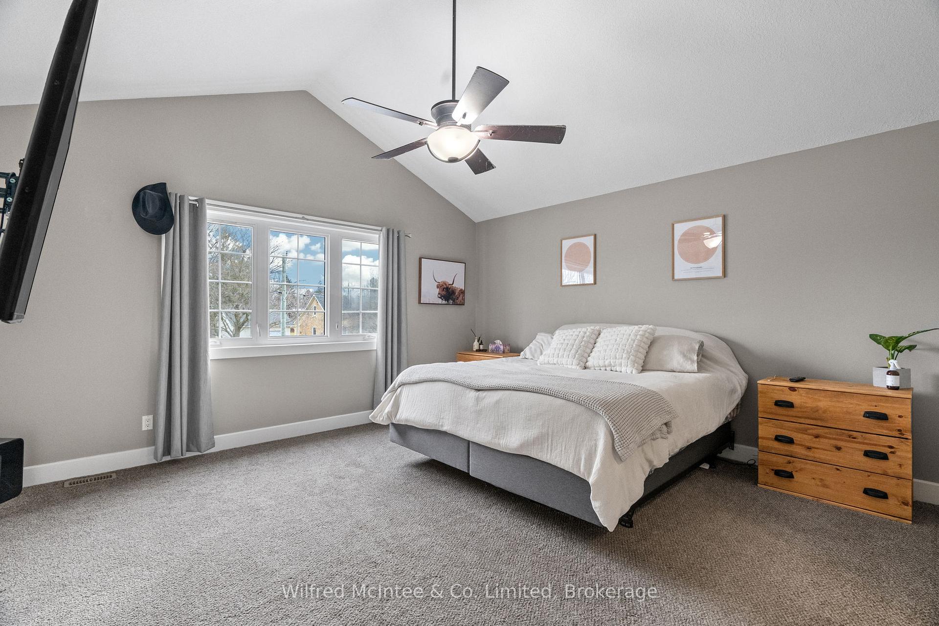 Photo 19 of 218 Wellington Street, North Huron, Blyth — HOMEH