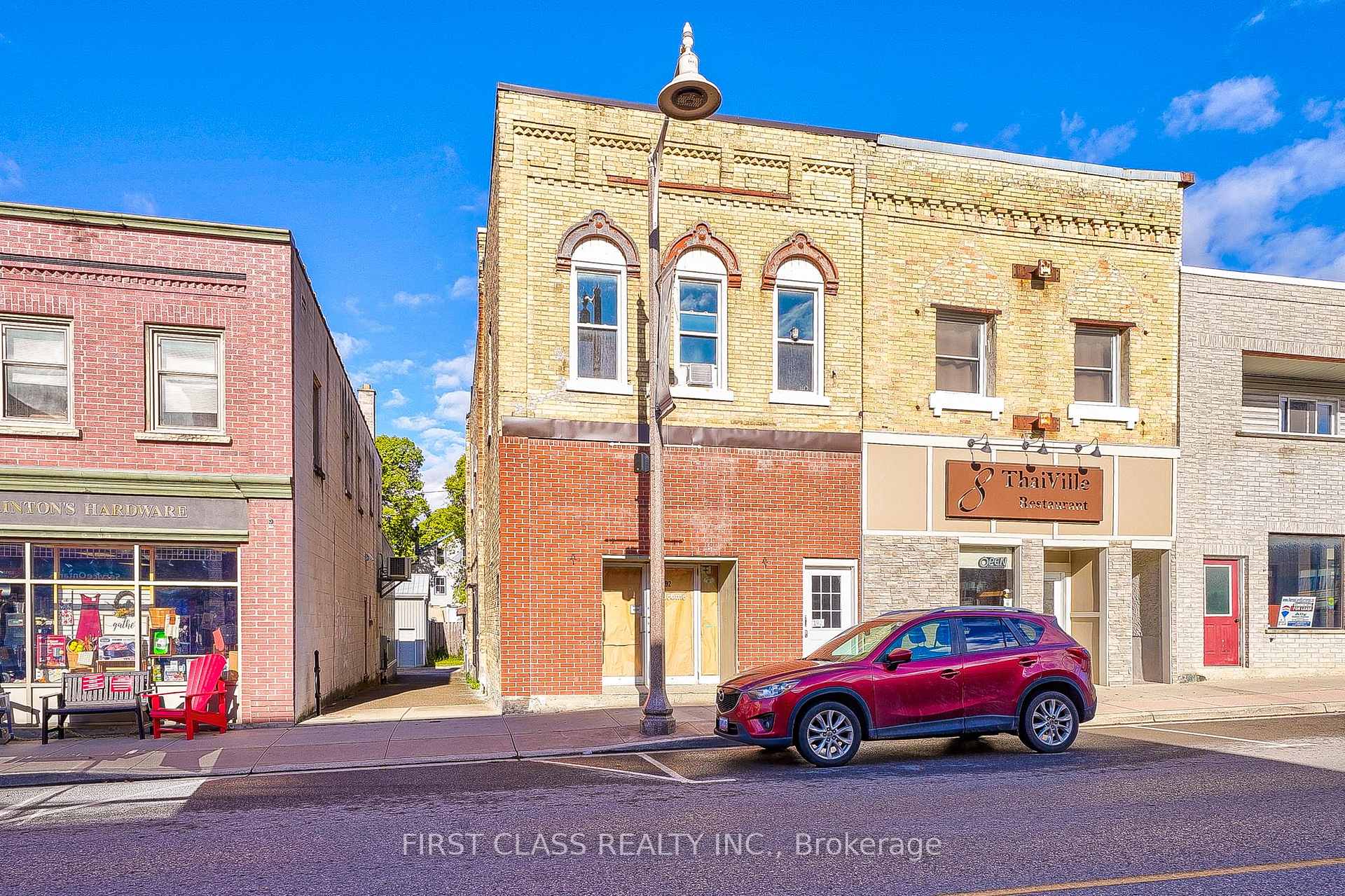 Front of 192 Josephine Street