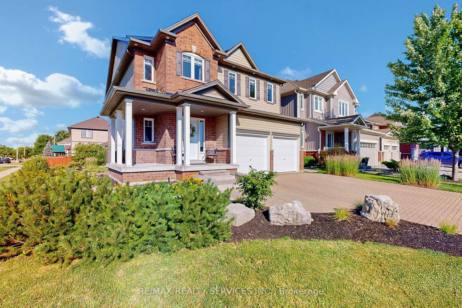 Photo 2 of 197 King Street S, New Tecumseth, Alliston — HOMEH