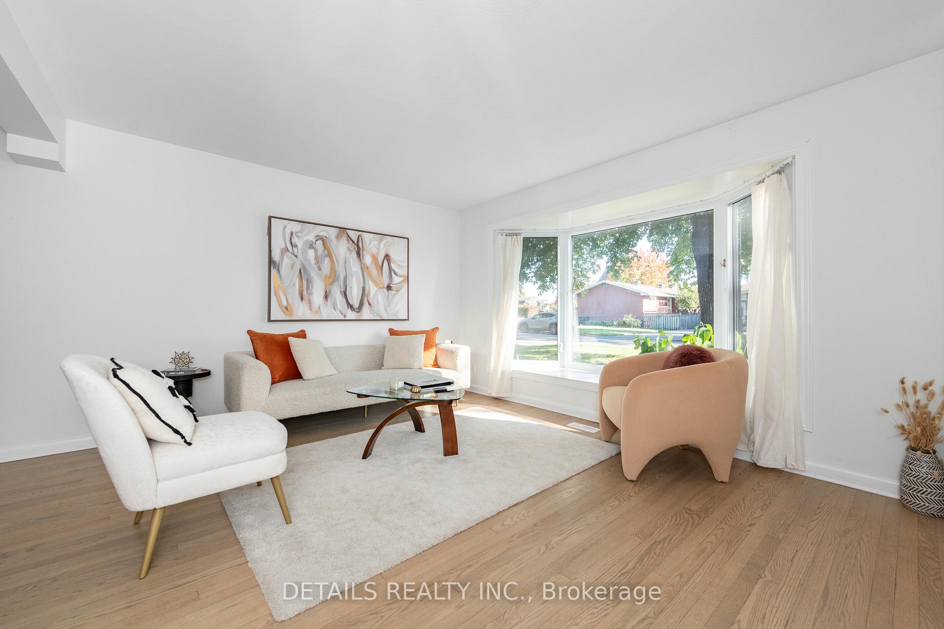 Photo 5 of 597 Clarke Avenue, Ottawa, Castle Heights/Rideau High — HOMEH