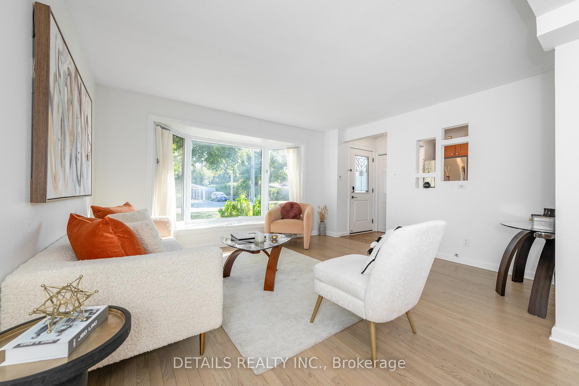 Photo 7 of 597 Clarke Avenue, Ottawa, Castle Heights/Rideau High — HOMEH