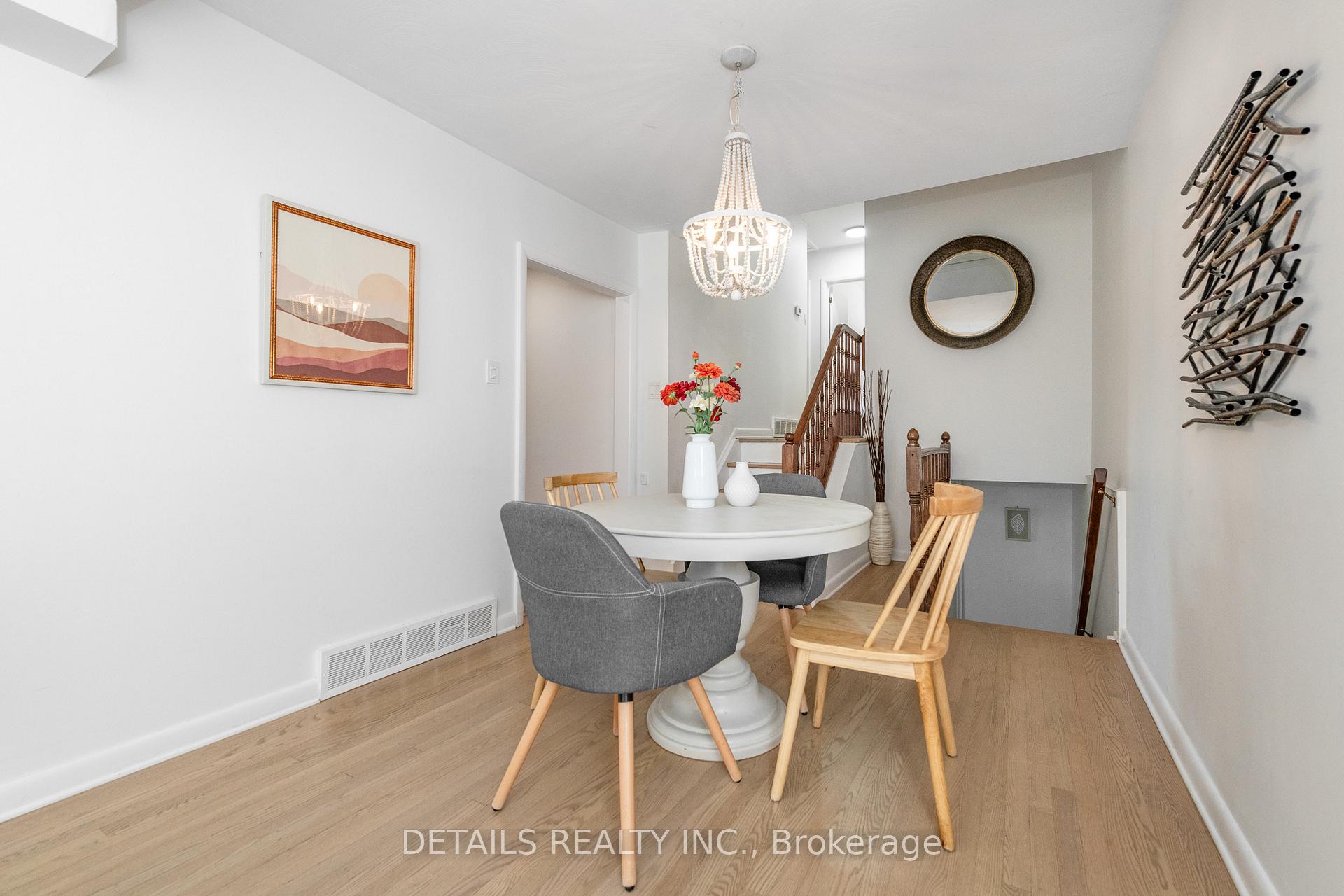 Photo 10 of 597 Clarke Avenue, Ottawa, Castle Heights/Rideau High — HOMEH