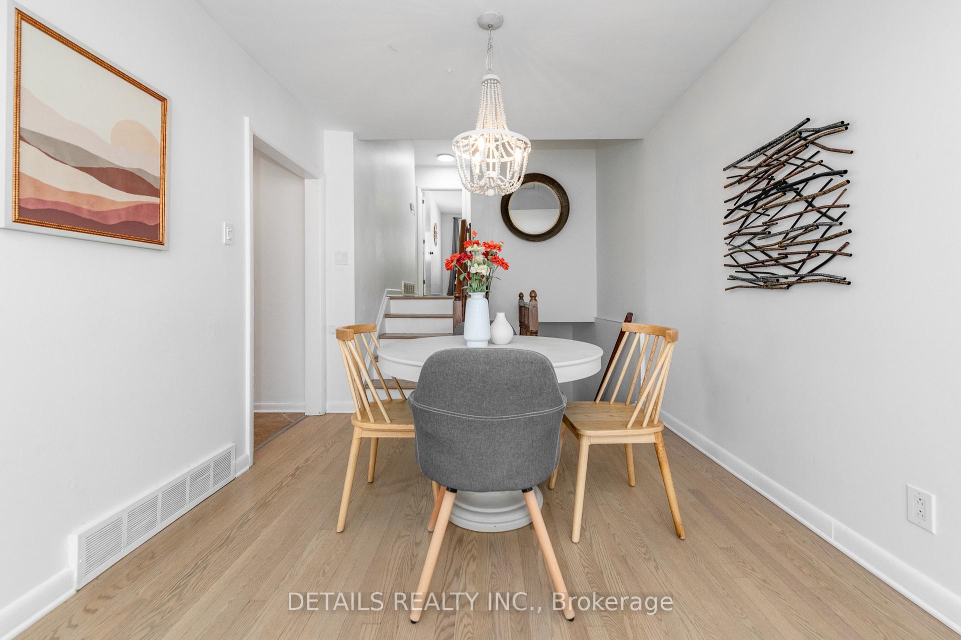 Photo 11 of 597 Clarke Avenue, Ottawa, Castle Heights/Rideau High — HOMEH