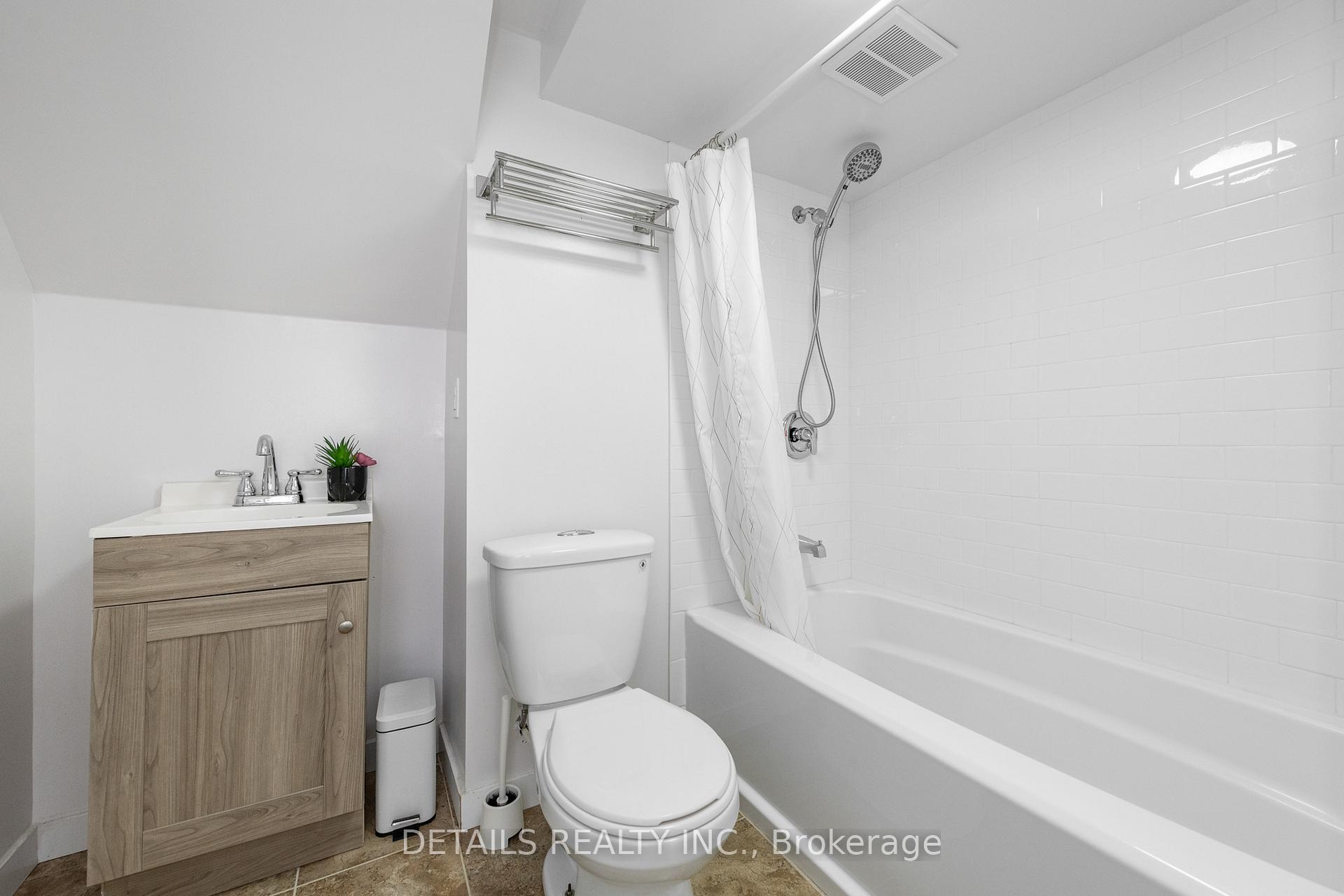 Photo 36 of 597 Clarke Avenue, Ottawa, Castle Heights/Rideau High — HOMEH