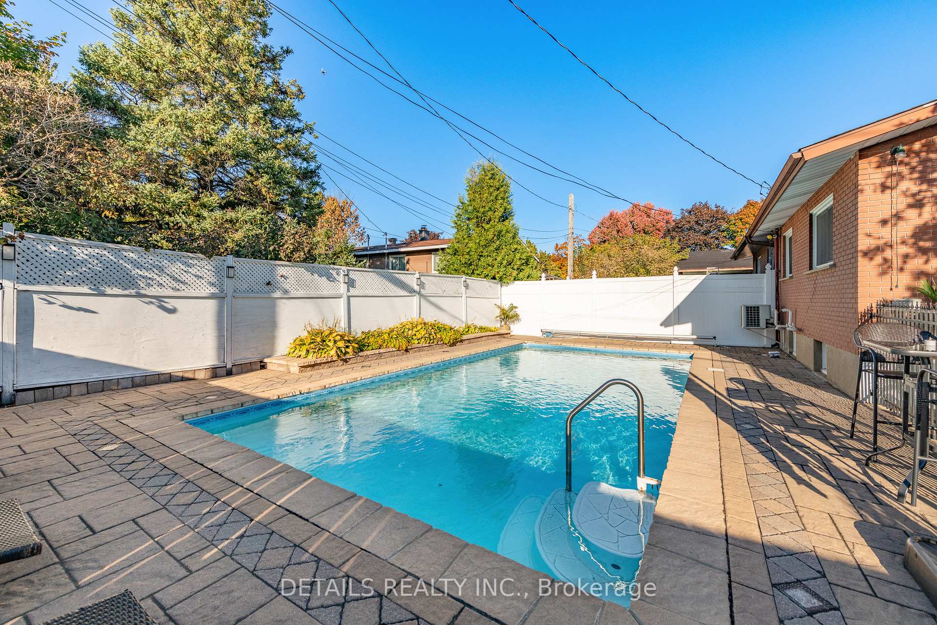 Photo 43 of 597 Clarke Avenue, Ottawa, Castle Heights/Rideau High — HOMEH