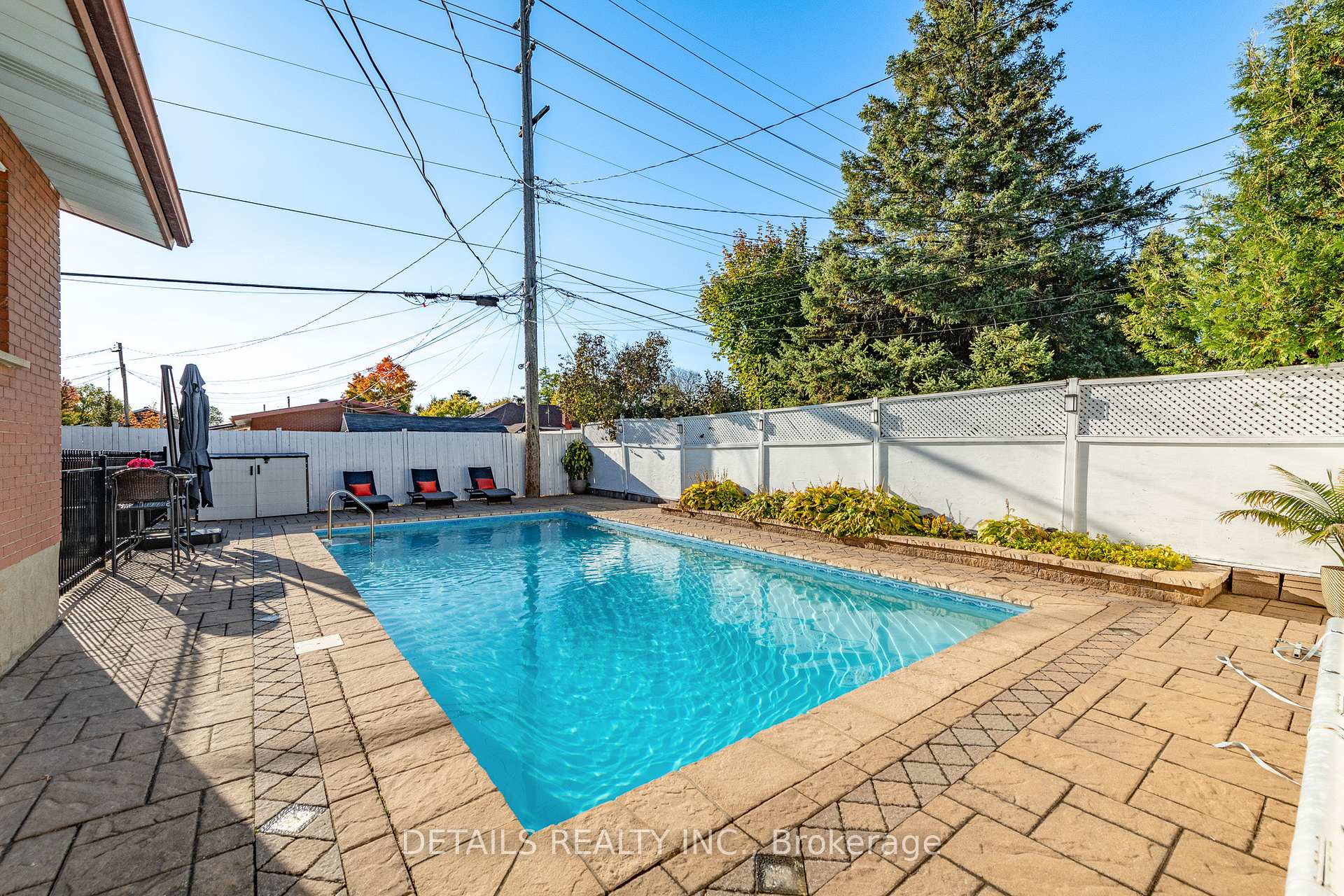 Photo 45 of 597 Clarke Avenue, Ottawa, Castle Heights/Rideau High — HOMEH