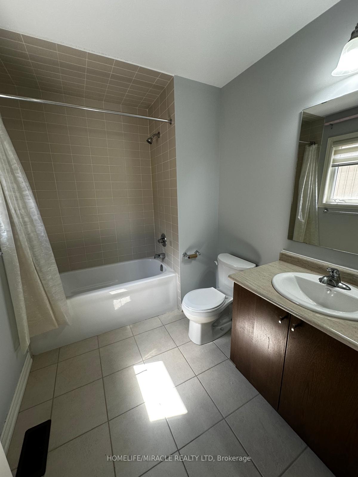 Photo 13 of 59 Sutcliffe Way, New Tecumseth, Alliston — HOMEH