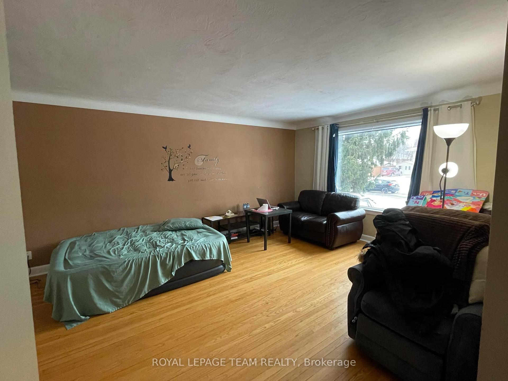 Photo 6 of 480 Vernon Avenue, Ottawa, Castle Heights — HOMEH