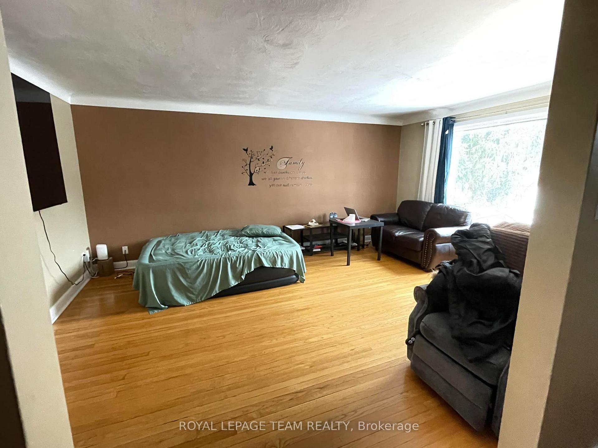 Photo 7 of 480 Vernon Avenue, Ottawa, Castle Heights — HOMEH