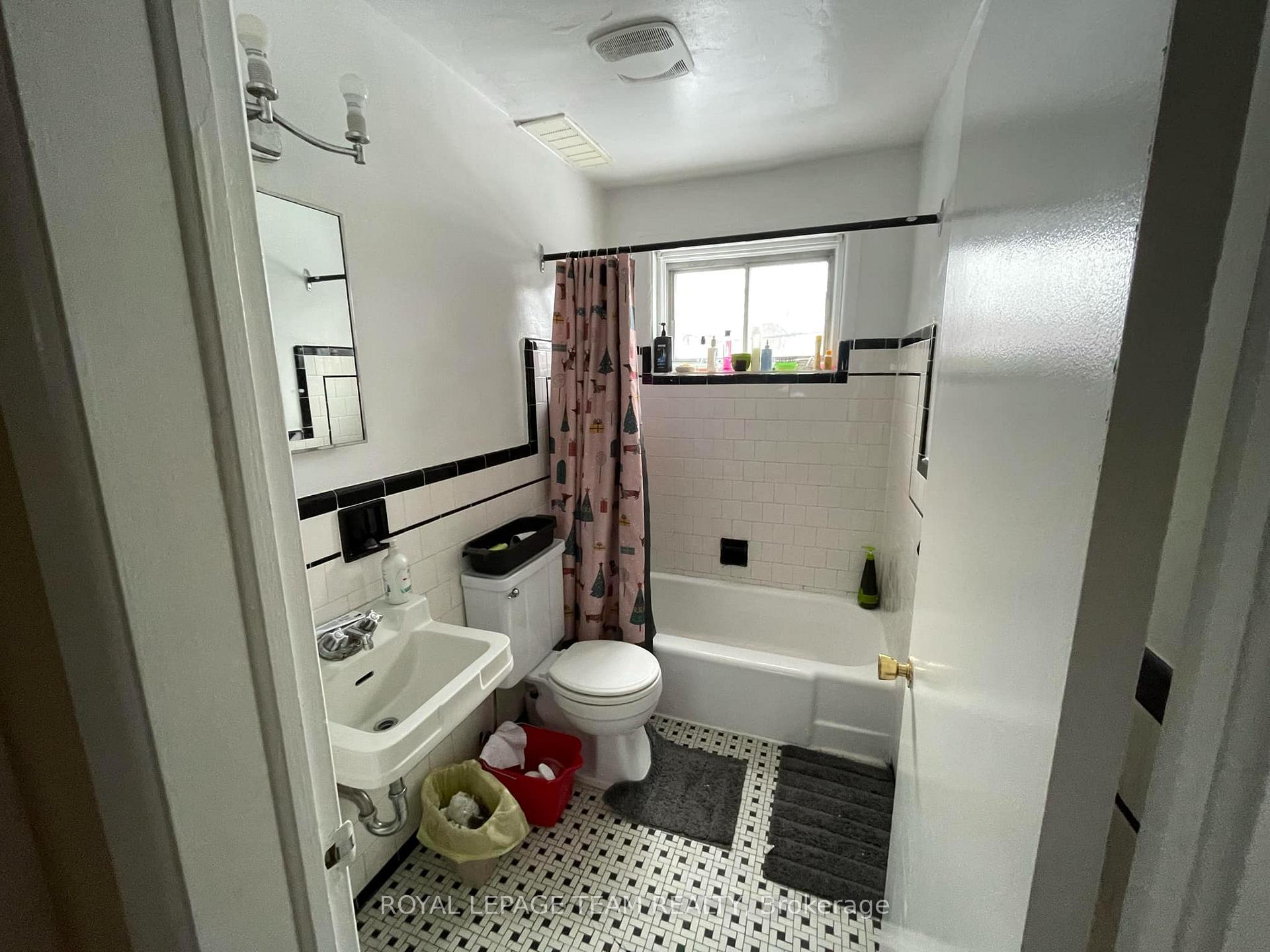 Photo 10 of 480 Vernon Avenue, Ottawa, Castle Heights — HOMEH