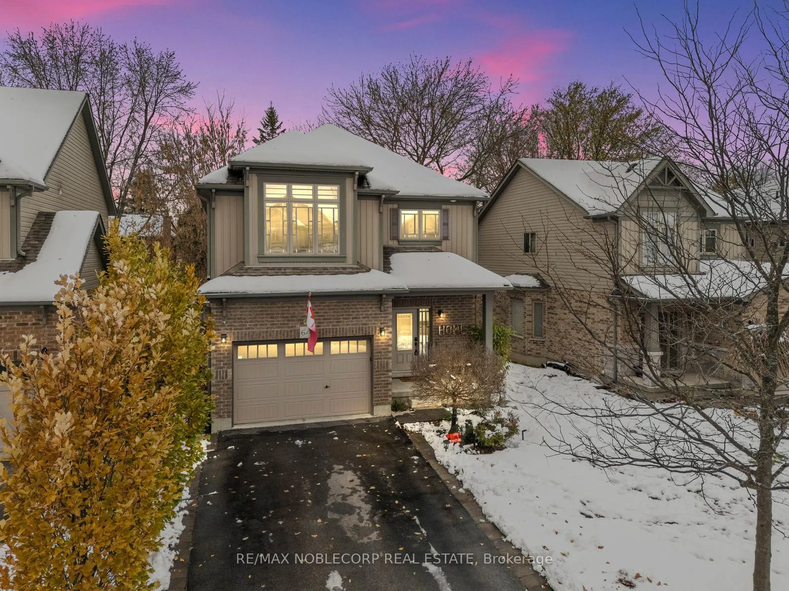 Photo 4 of 64 Carleton Trail, New Tecumseth, Beeton — HOMEH