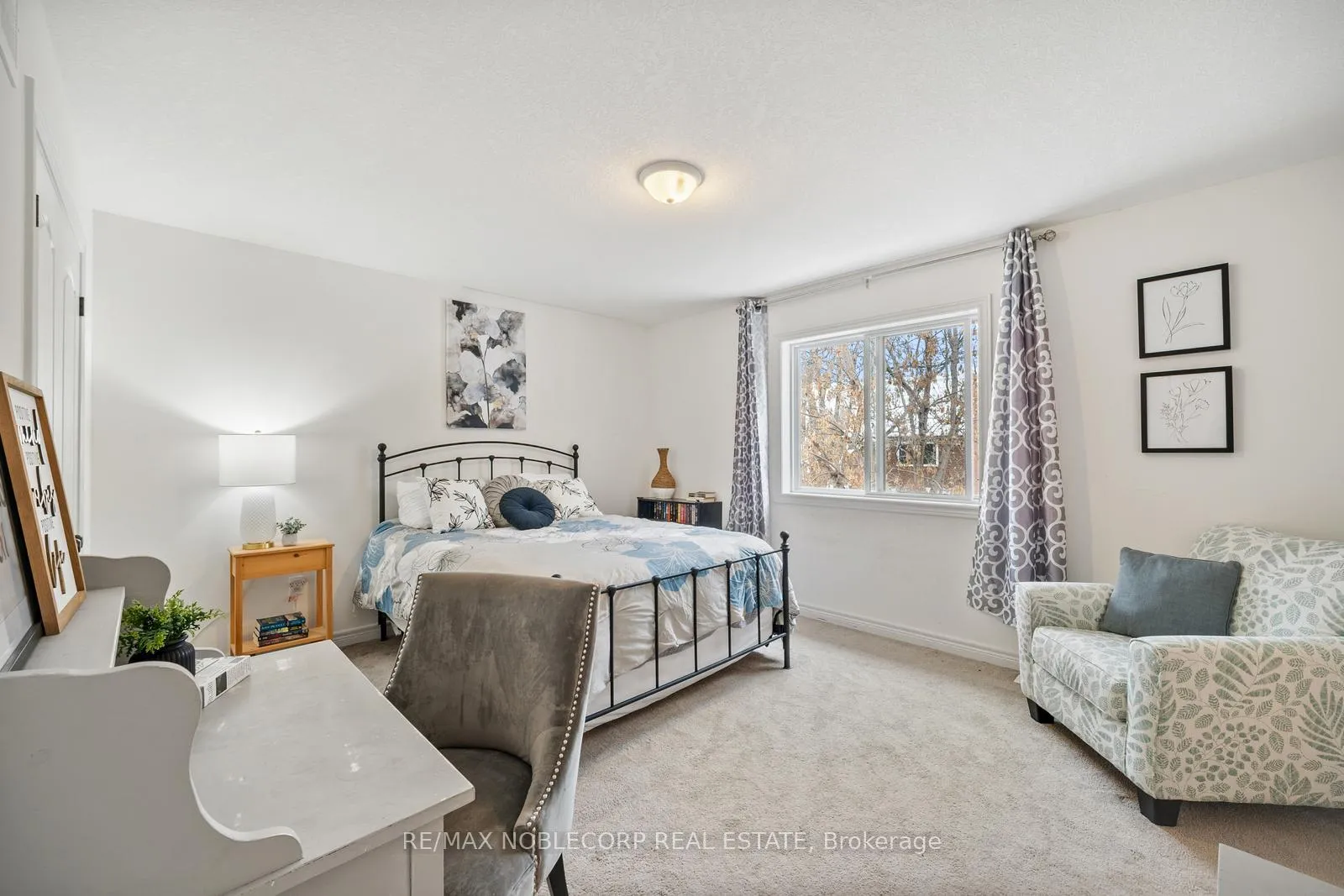 Photo 23 of 64 Carleton Trail, New Tecumseth, Beeton — HOMEH