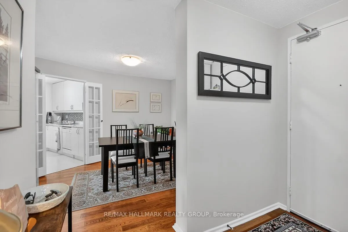 Photo 5 of Unit 208, 1081 Ambleside Drive, Ottawa, Woodroffe — HOMEH