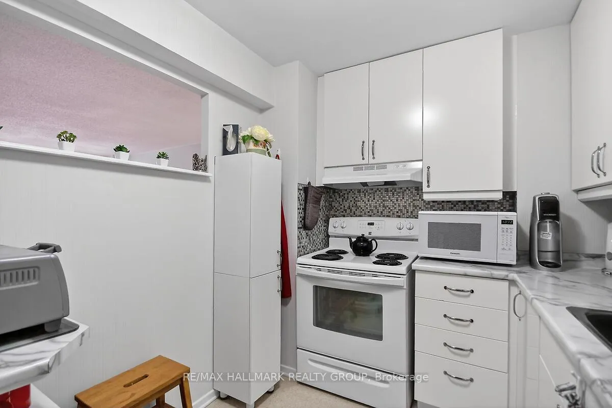 Photo 9 of Unit 208, 1081 Ambleside Drive, Ottawa, Woodroffe — HOMEH