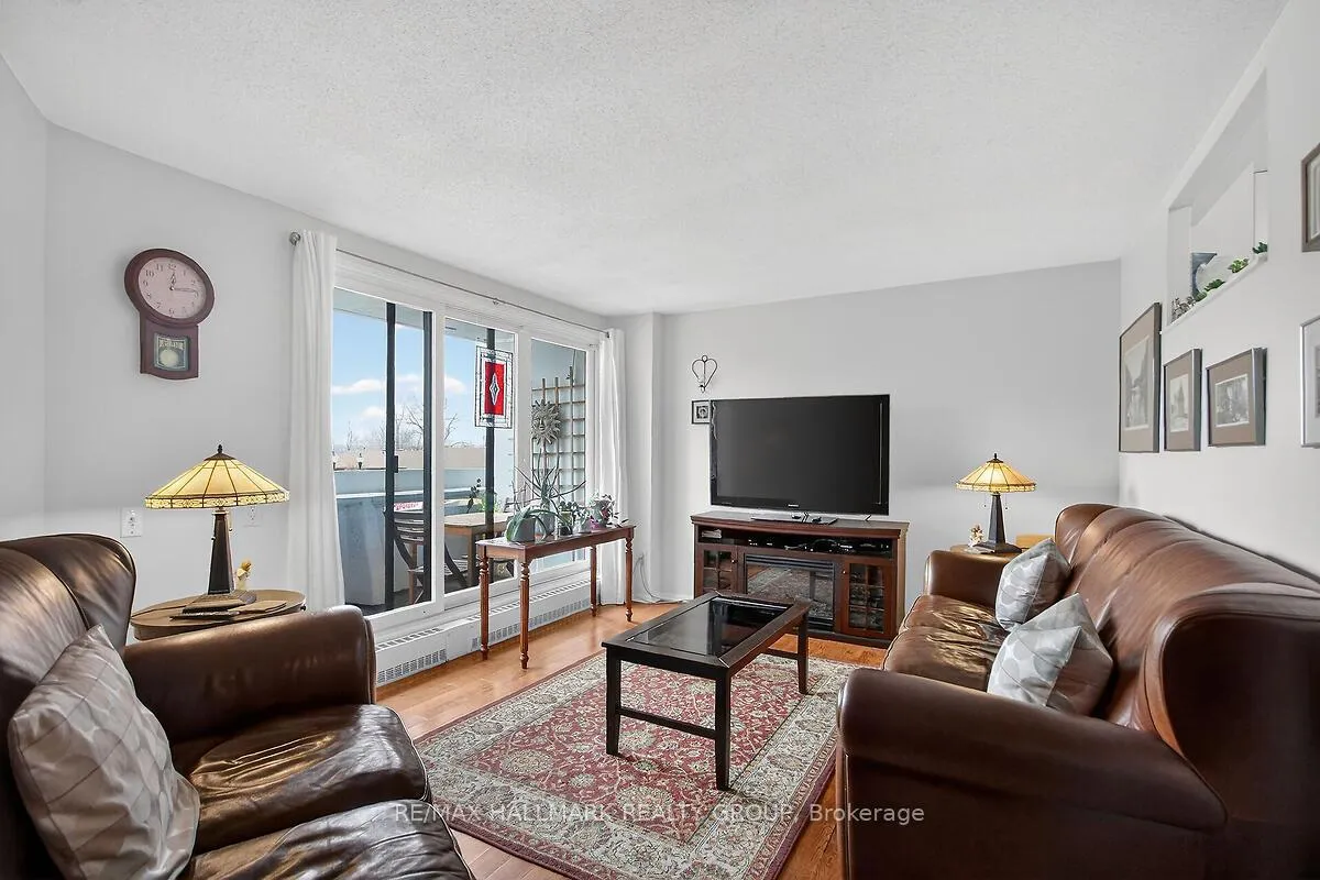 Photo 13 of Unit 208, 1081 Ambleside Drive, Ottawa, Woodroffe — HOMEH