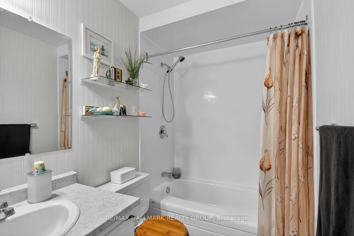 Photo 23 of Unit 208, 1081 Ambleside Drive, Ottawa, Woodroffe — HOMEH