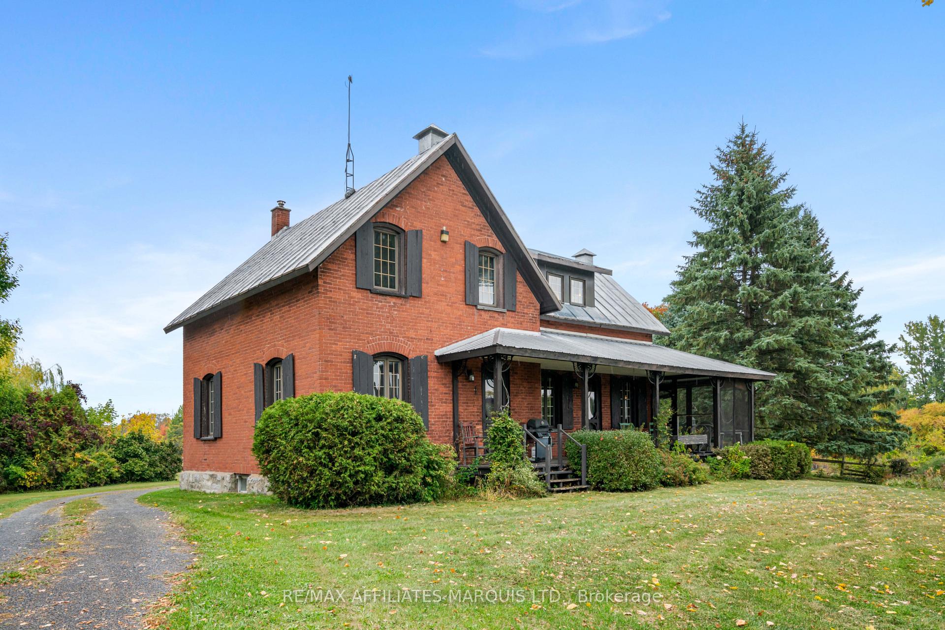 Photo 1 of 19363 Kenyon Conc 6 Road, North Glengarry, North Glengarry (Kenyon) Twp — HOMEH