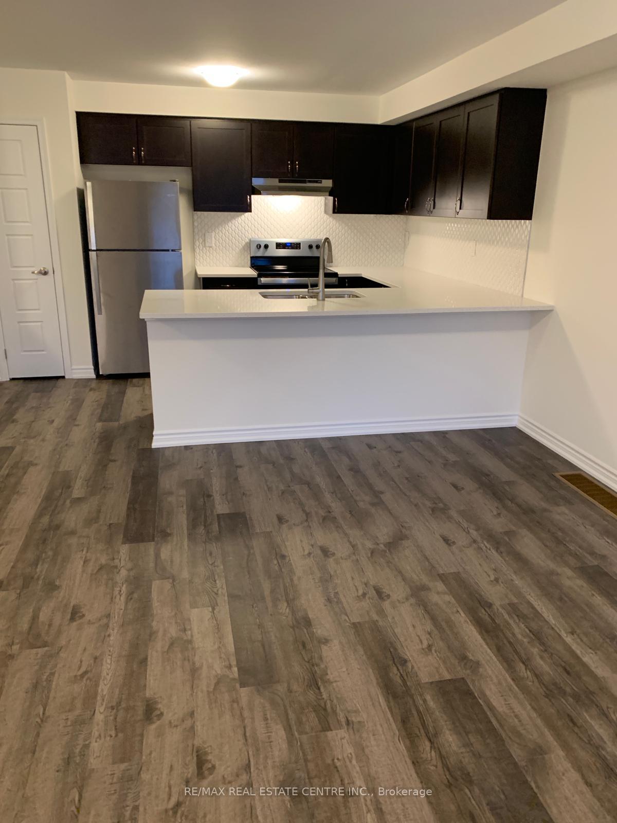Photo 4 of Unit 56, 975 Whitlock Avenue, Milton, Cobban — HOMEH