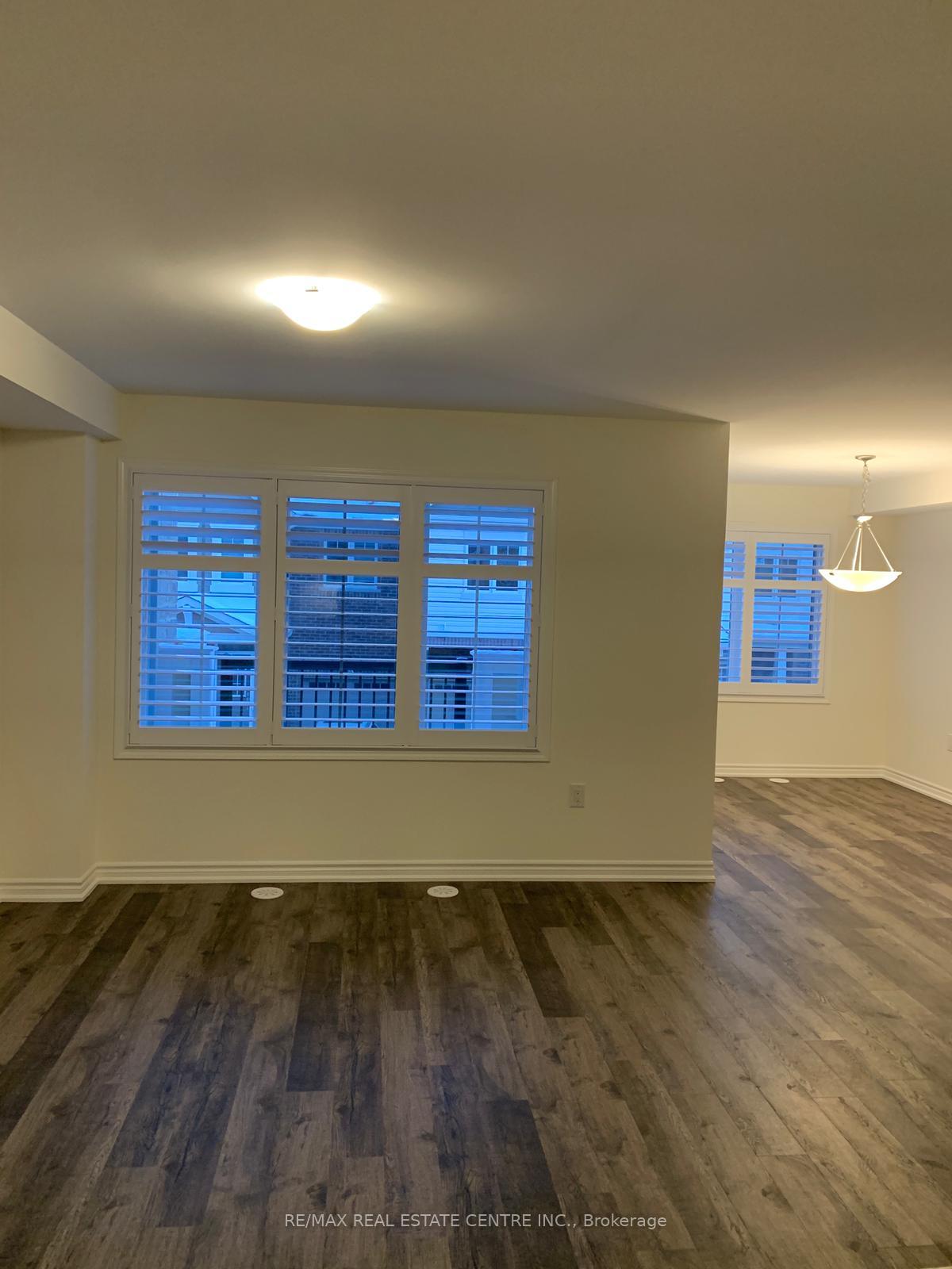 Photo 2 of Unit 56, 975 Whitlock Avenue, Milton, Cobban — HOMEH