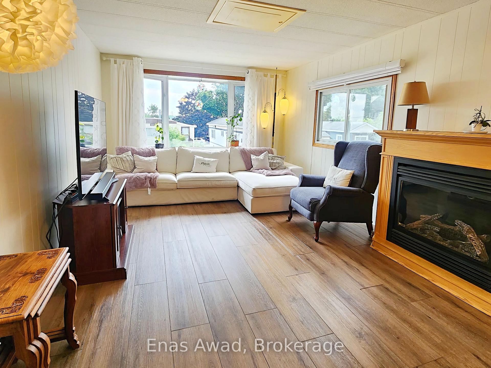Photo 5 of Unit 15, 26 Dunn Avenue, Orillia — HOMEH