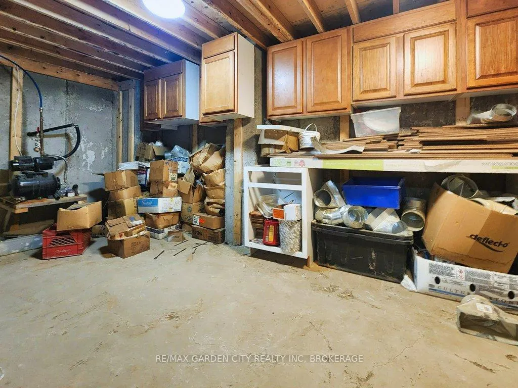 Photo 34 of 2400 Effingham Street, Pelham, North Pelham — HOMEH