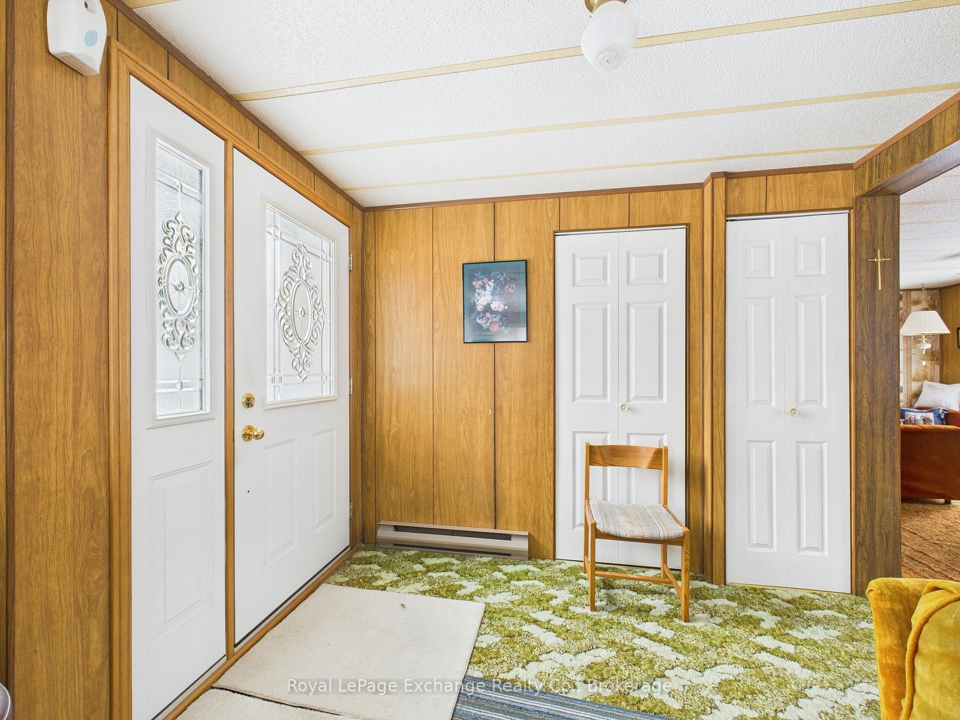 Photo 3 of 20 Moore Court, North Huron, Wingham — HOMEH