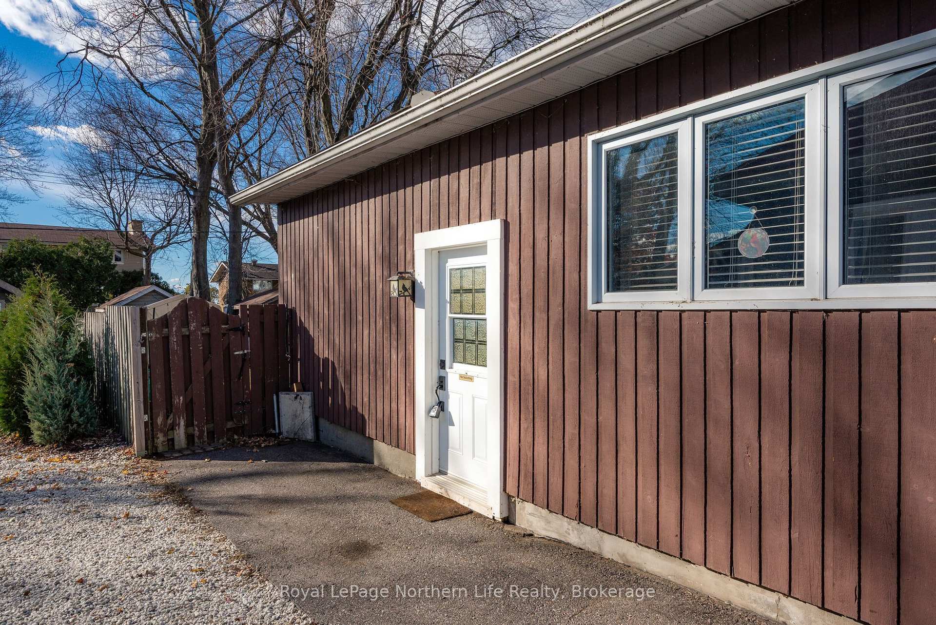 Photo 5 of 85 Campbell Avenue, North Bay, Ferris — HOMEH