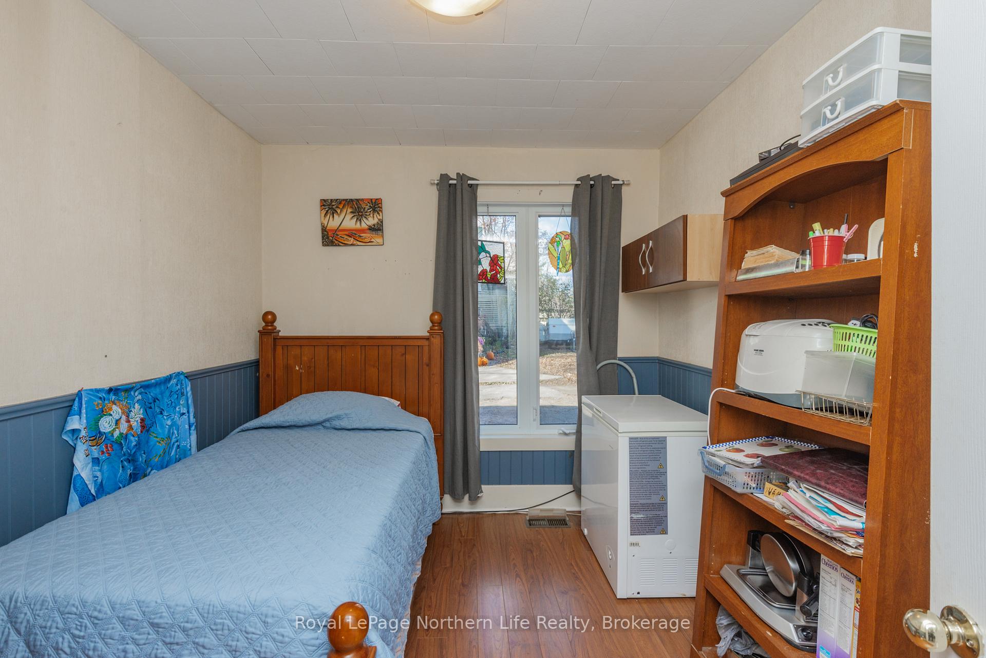 Photo 13 of 85 Campbell Avenue, North Bay, Ferris — HOMEH