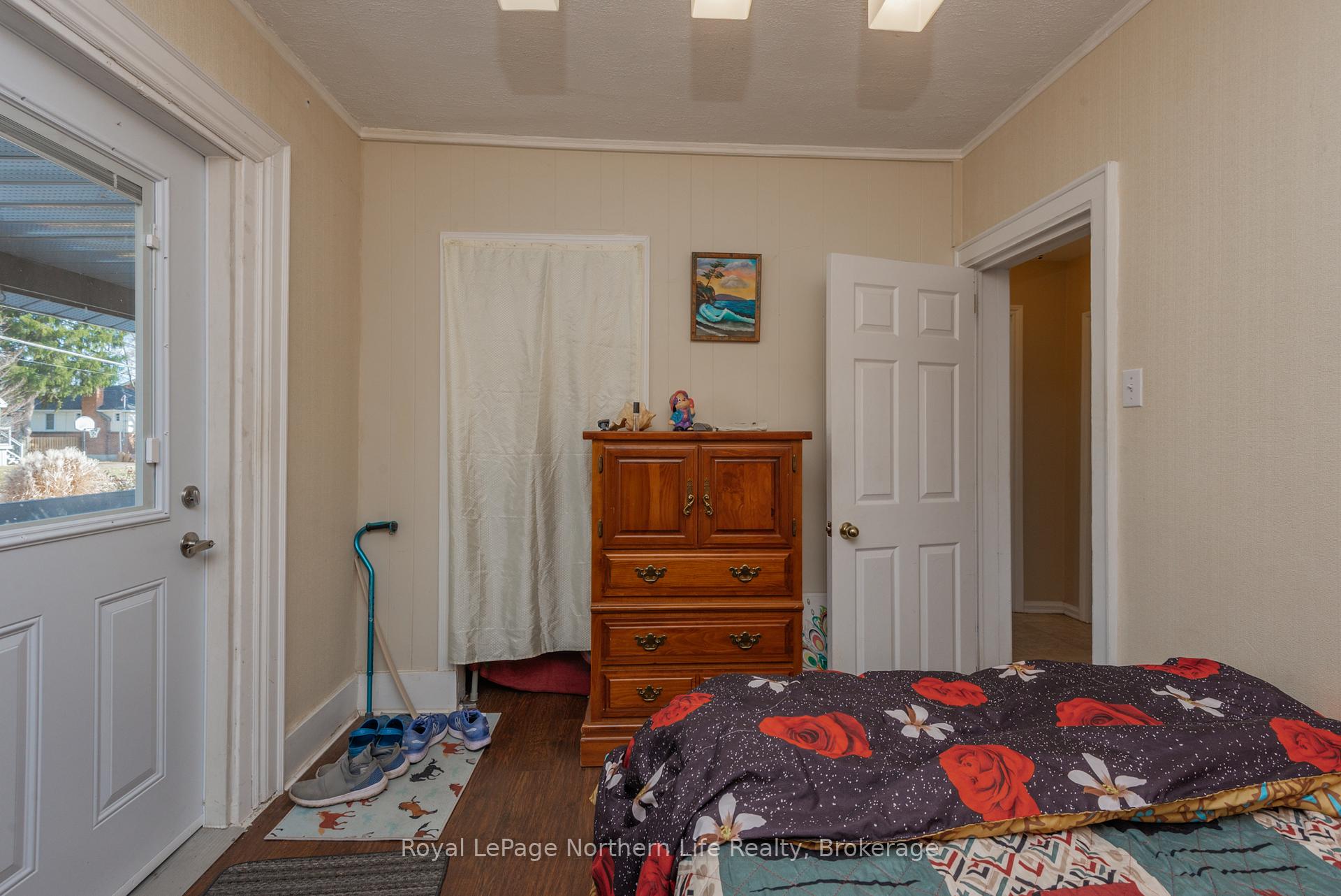 Photo 18 of 85 Campbell Avenue, North Bay, Ferris — HOMEH