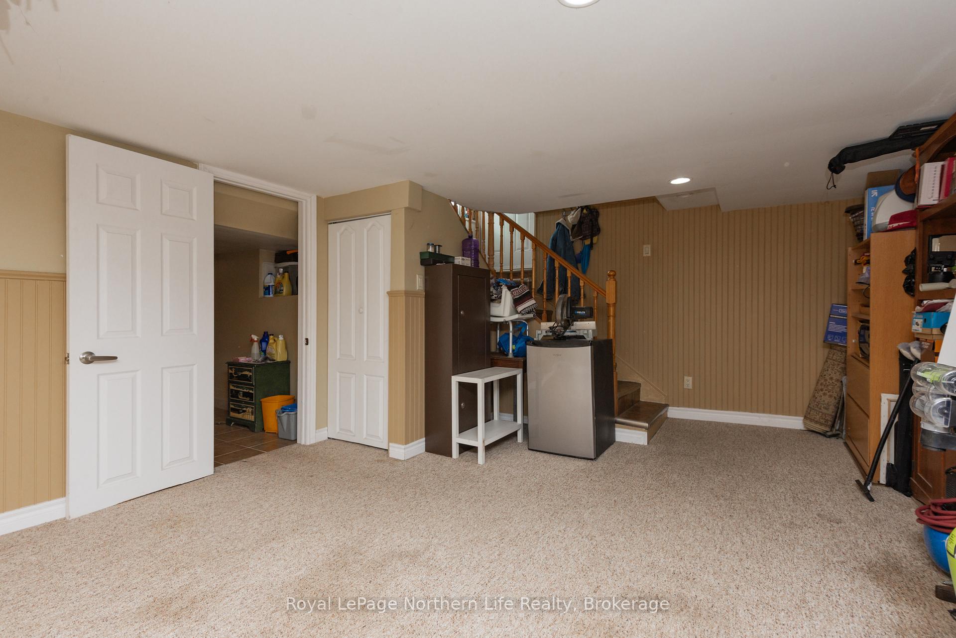 Photo 22 of 85 Campbell Avenue, North Bay, Ferris — HOMEH