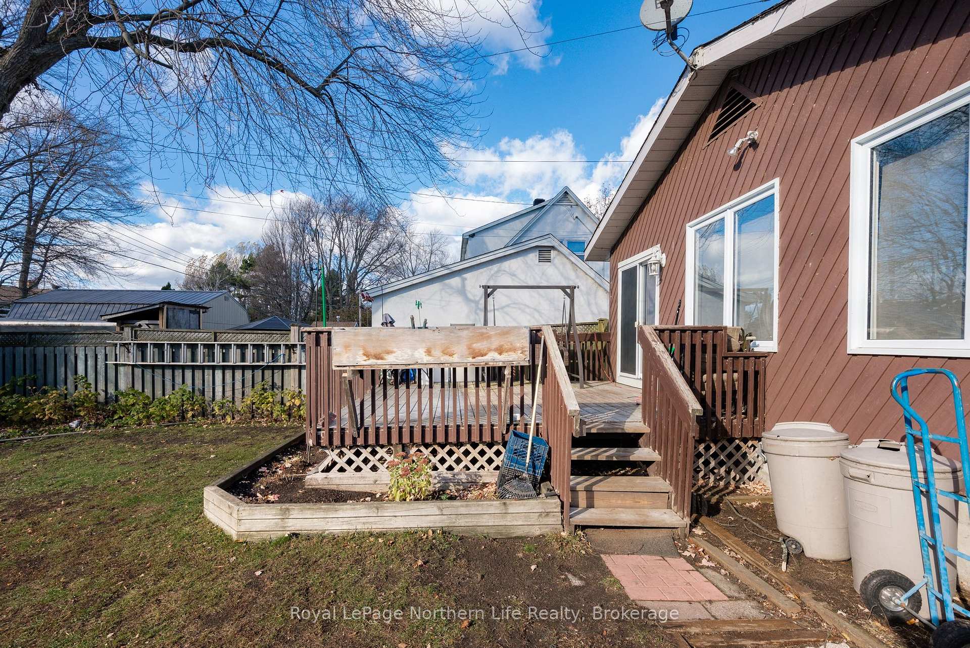 Photo 27 of 85 Campbell Avenue, North Bay, Ferris — HOMEH