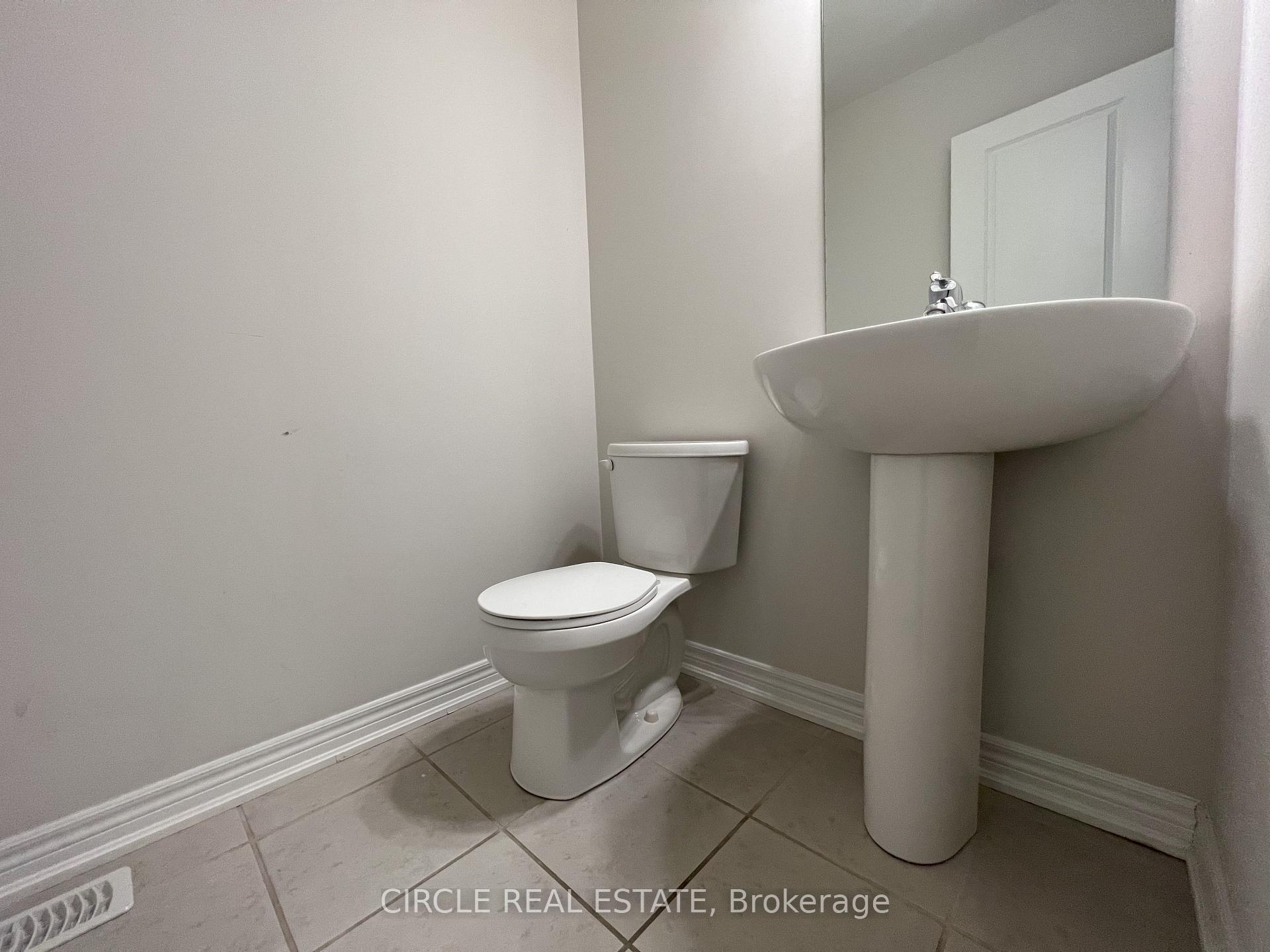 Photo 5 of 493 Julia Drive, Pelham, Fenwick — HOMEH