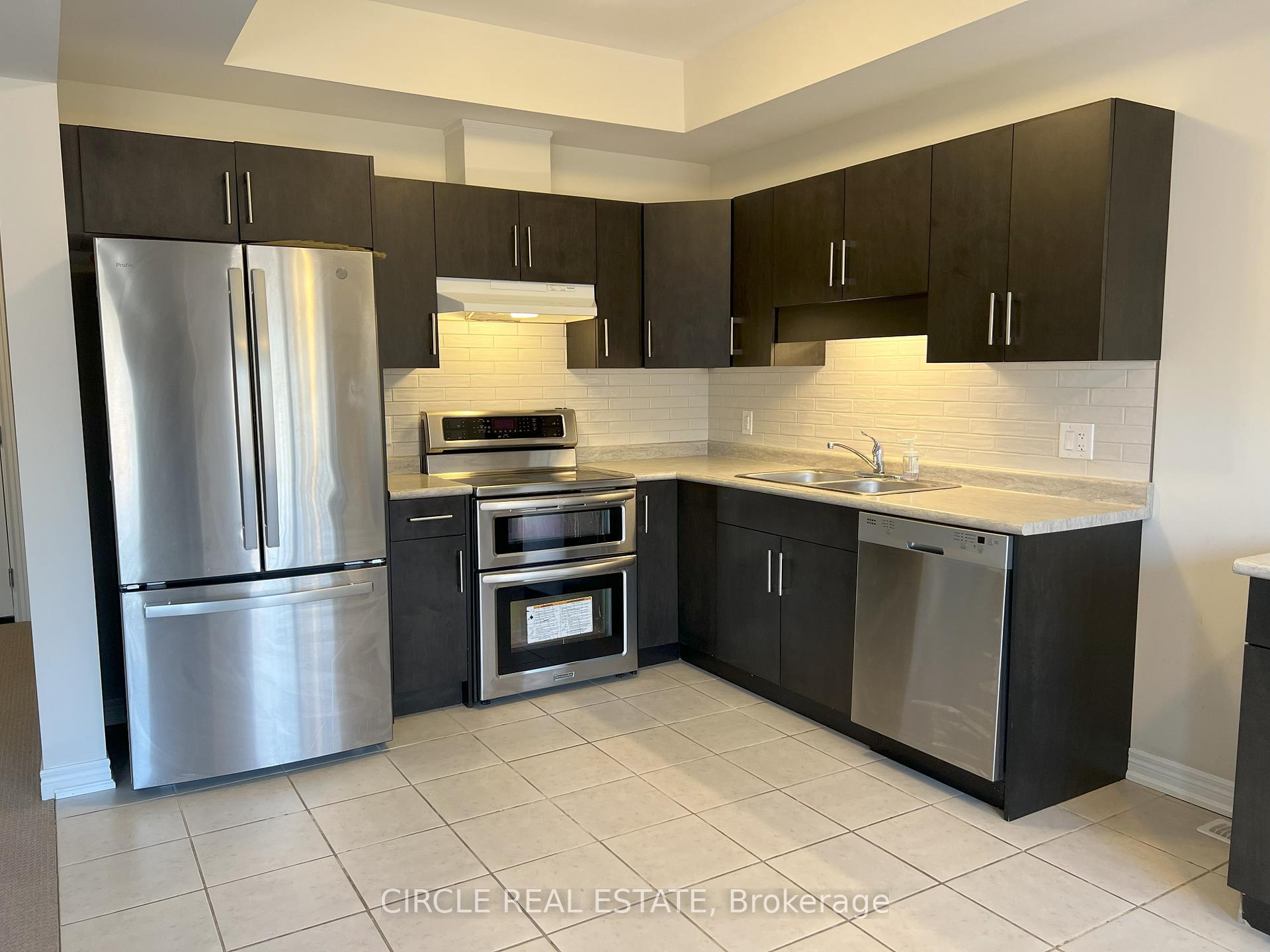 Photo 8 of 493 Julia Drive, Pelham, Fenwick — HOMEH