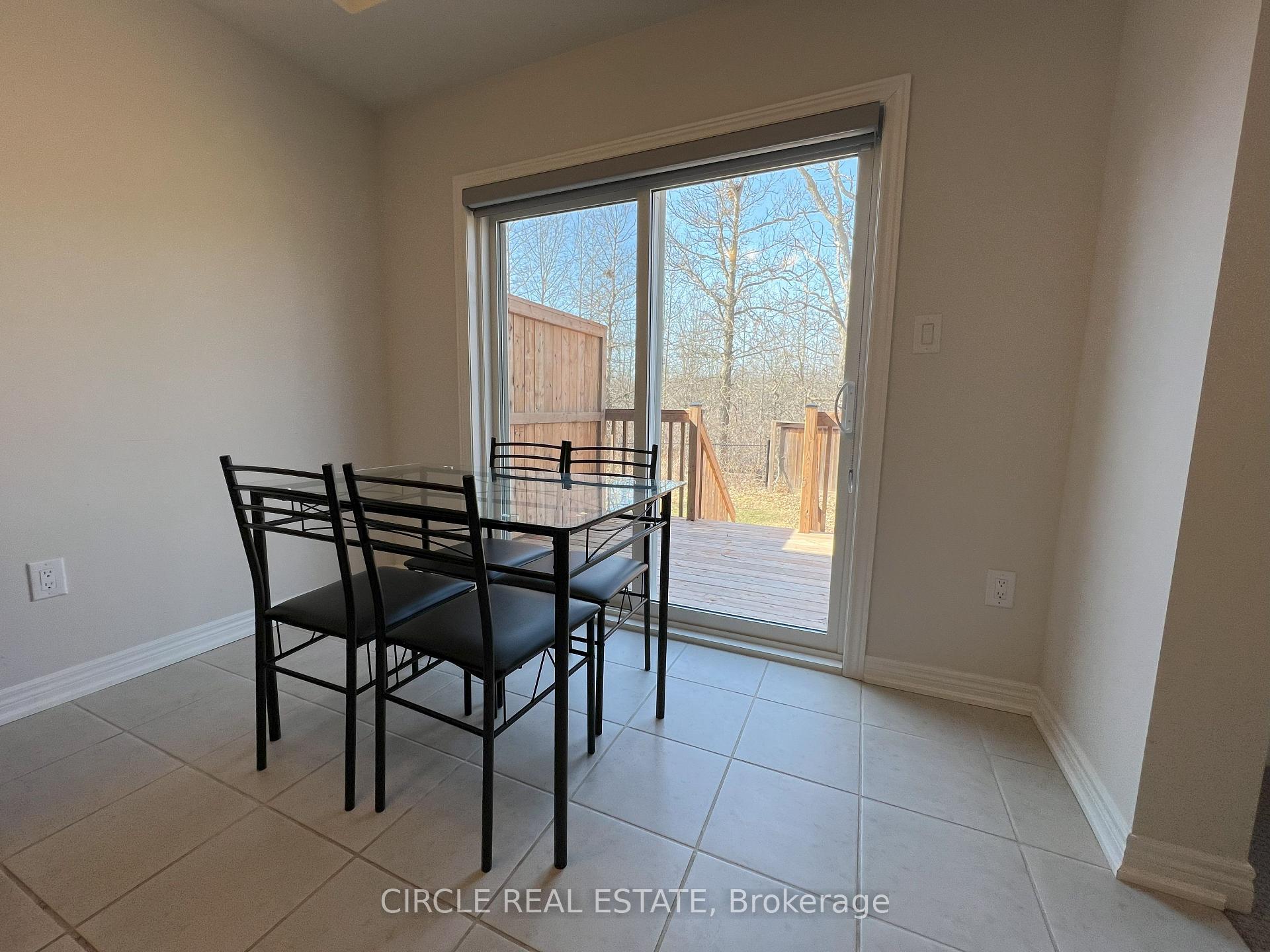 Photo 10 of 493 Julia Drive, Pelham, Fenwick — HOMEH