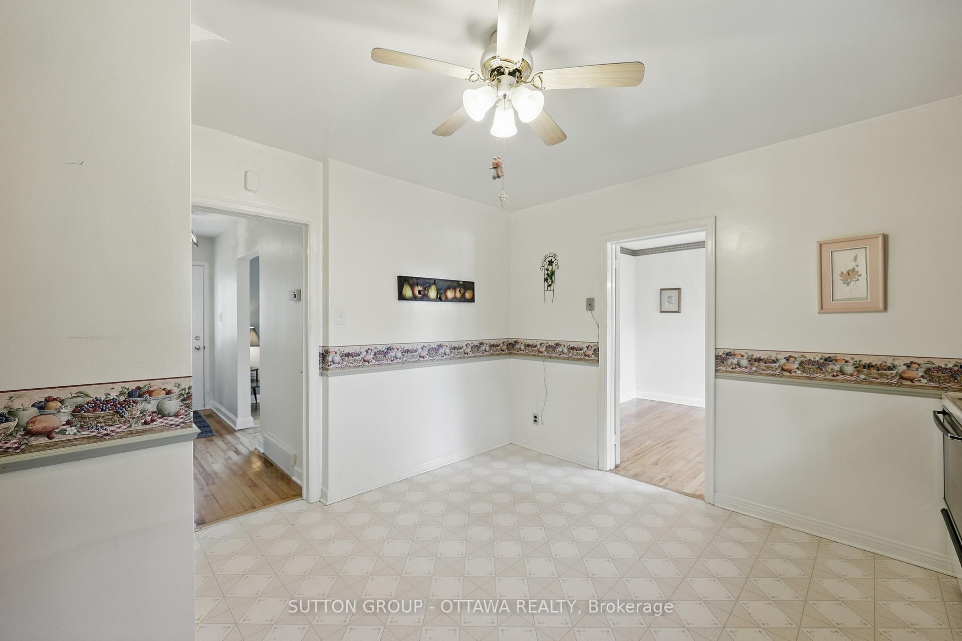 Photo 16 of 483 Wolffdale Crescent, Ottawa, Overbrook/Castle Heights — HOMEH