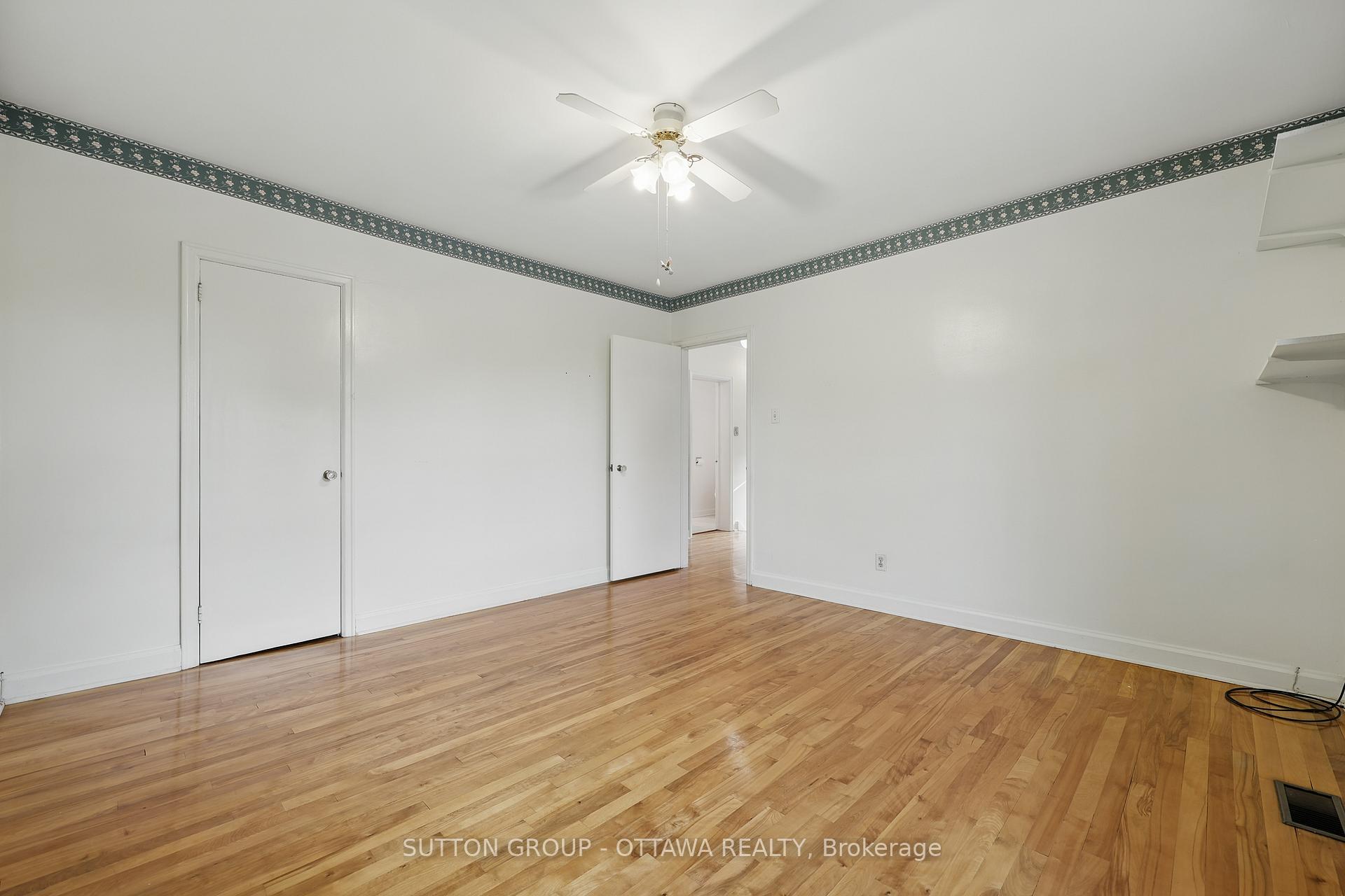 Photo 27 of 483 Wolffdale Crescent, Ottawa, Overbrook/Castle Heights — HOMEH