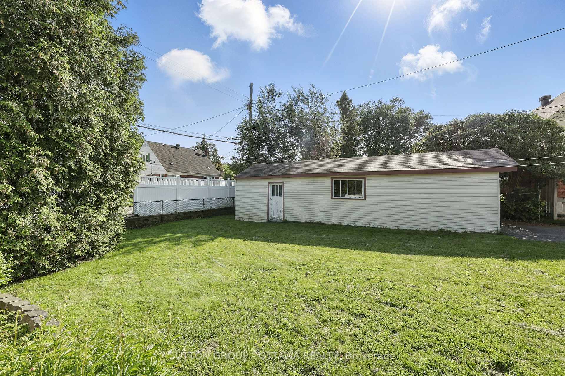 Photo 39 of 483 Wolffdale Crescent, Ottawa, Overbrook/Castle Heights — HOMEH