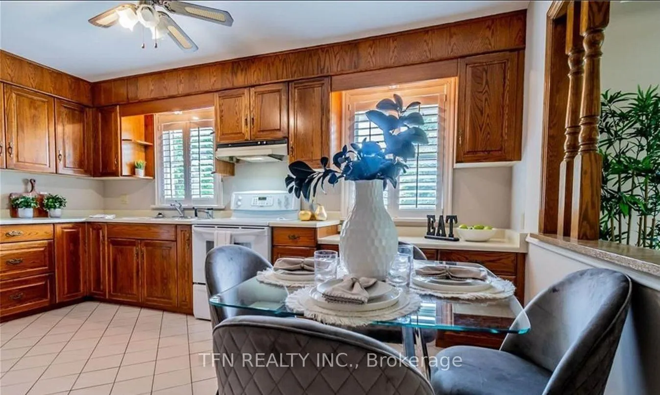 Photo 8 of 5103 UPPER Duke Avenue, Niagara Falls, Cherrywood — HOMEH