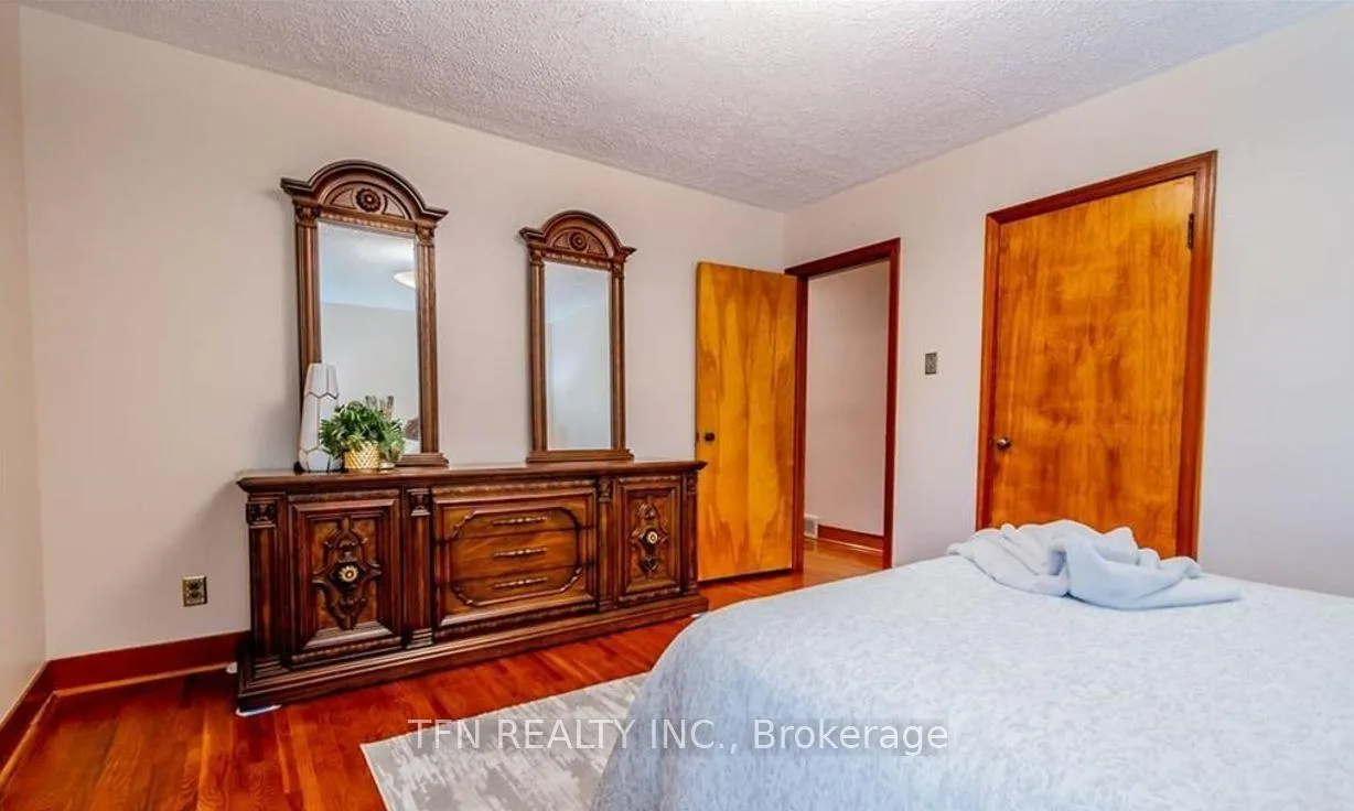 Photo 13 of 5103 UPPER Duke Avenue, Niagara Falls, Cherrywood — HOMEH