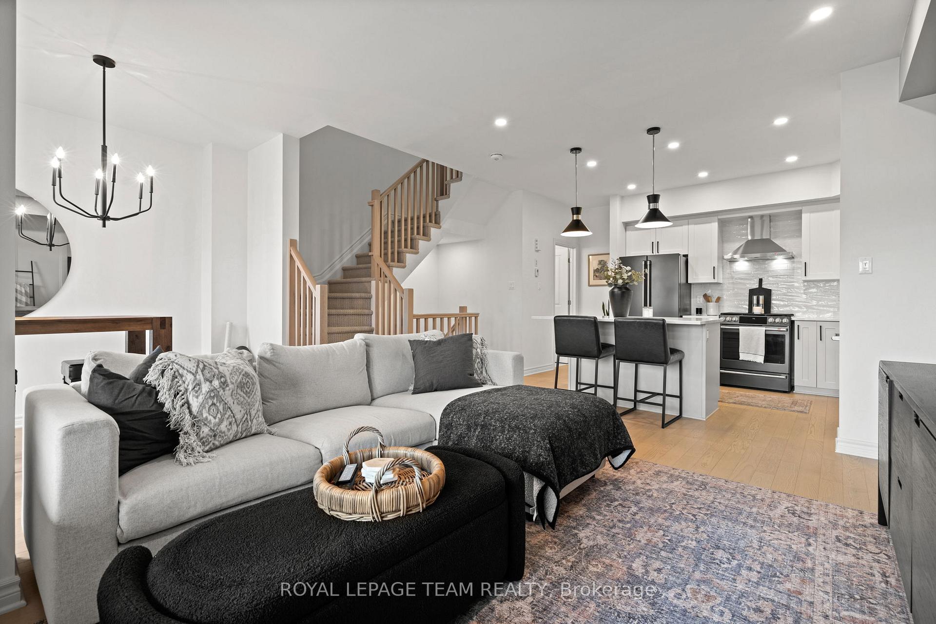 Photo 15 of 14 Verglas Lane, Ottawa, Mer Bleue/Bradley Estates/Anderson Park — HOMEH