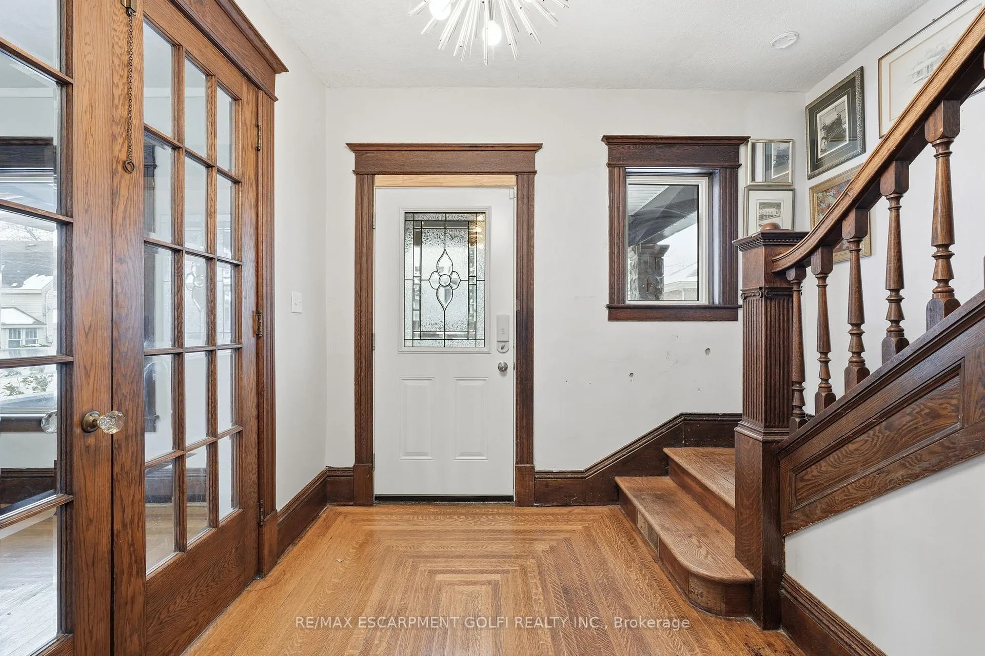 Photo 4 of 39 Stanley Street, Norfolk, Simcoe — HOMEH