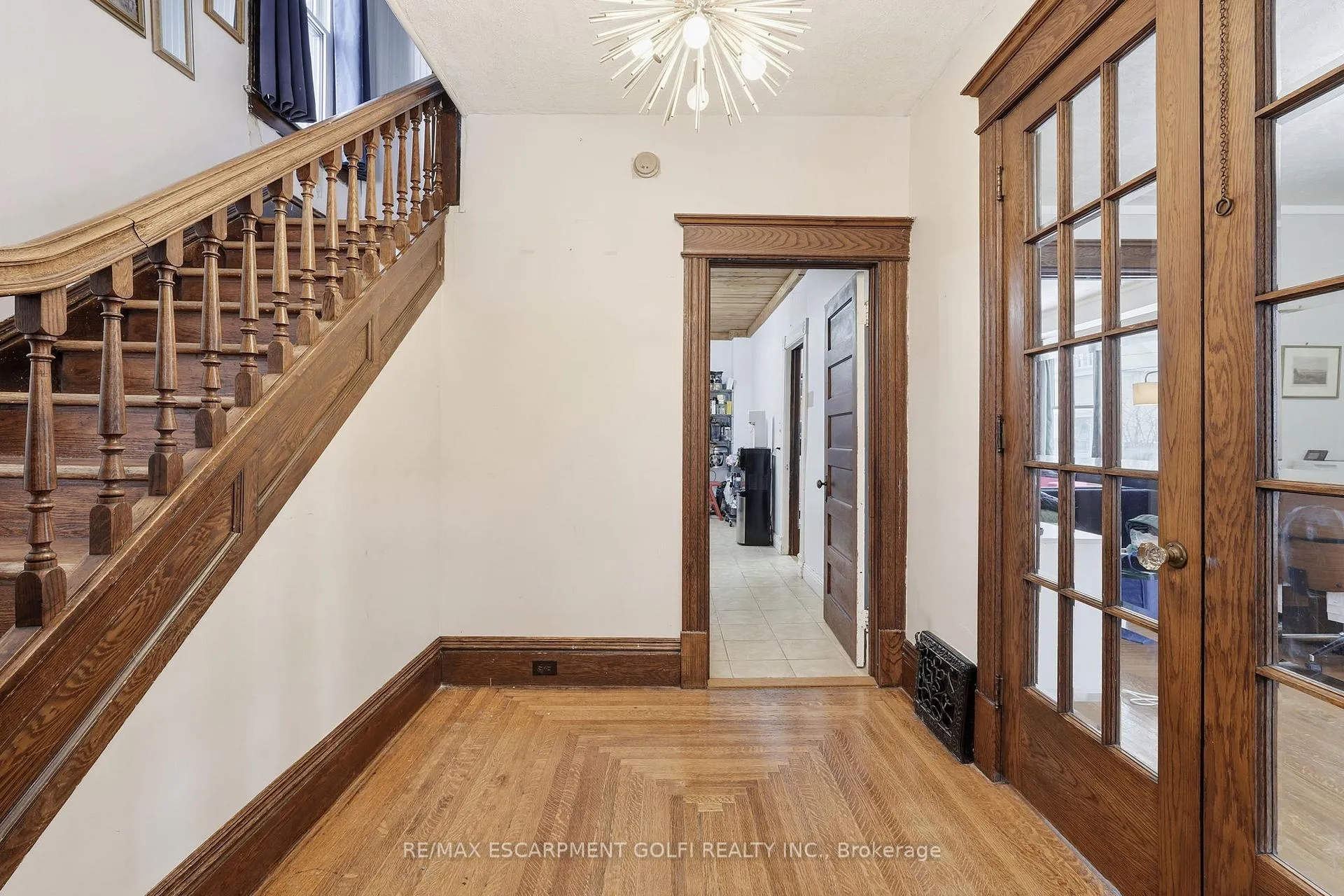 Photo 5 of 39 Stanley Street, Norfolk, Simcoe — HOMEH