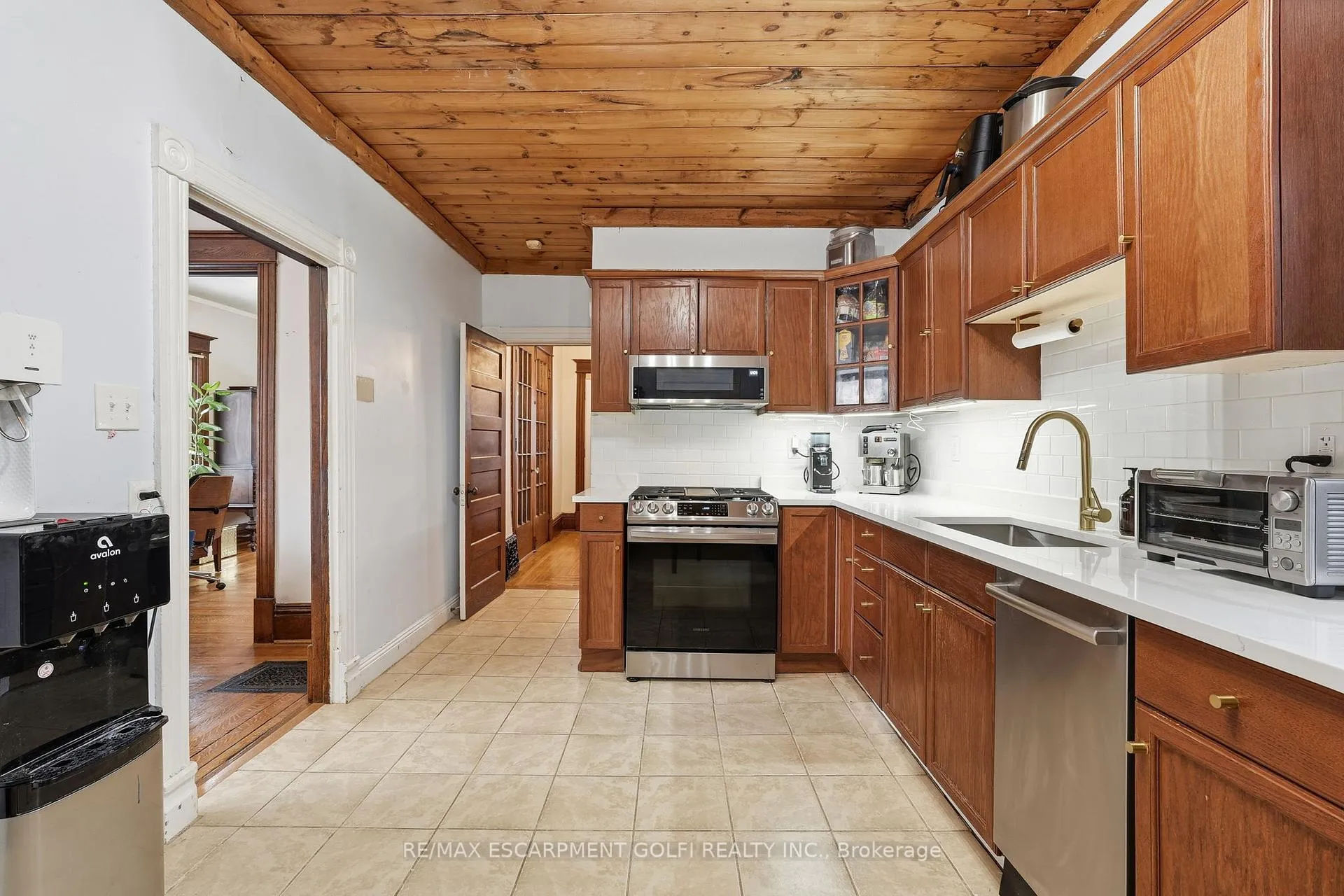 Photo 8 of 39 Stanley Street, Norfolk, Simcoe — HOMEH