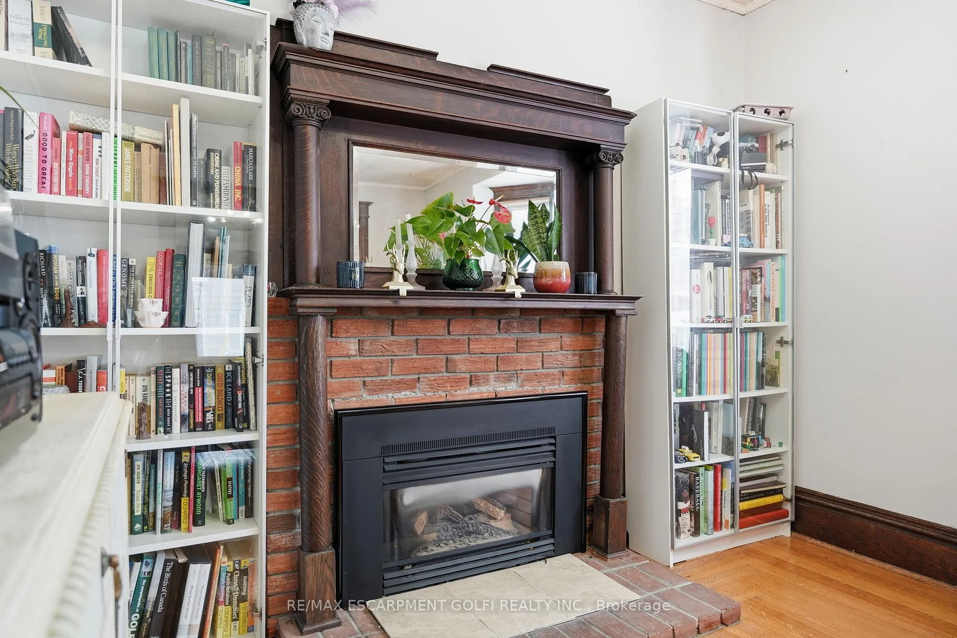 Photo 10 of 39 Stanley Street, Norfolk, Simcoe — HOMEH