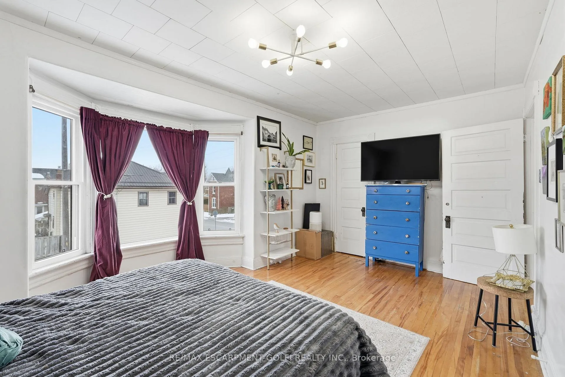 Photo 15 of 39 Stanley Street, Norfolk, Simcoe — HOMEH